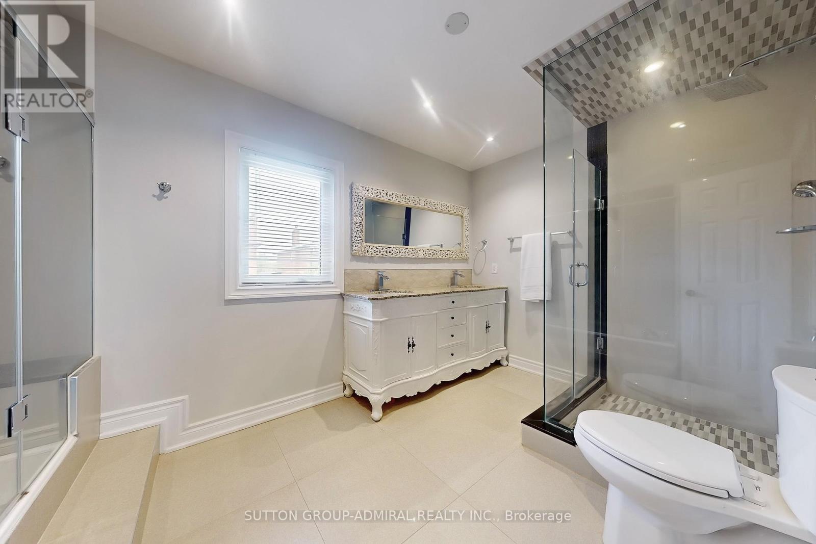 160 Marwood Place, Vaughan, Ontario  L6A 1C4 - Photo 14 - N12396570
