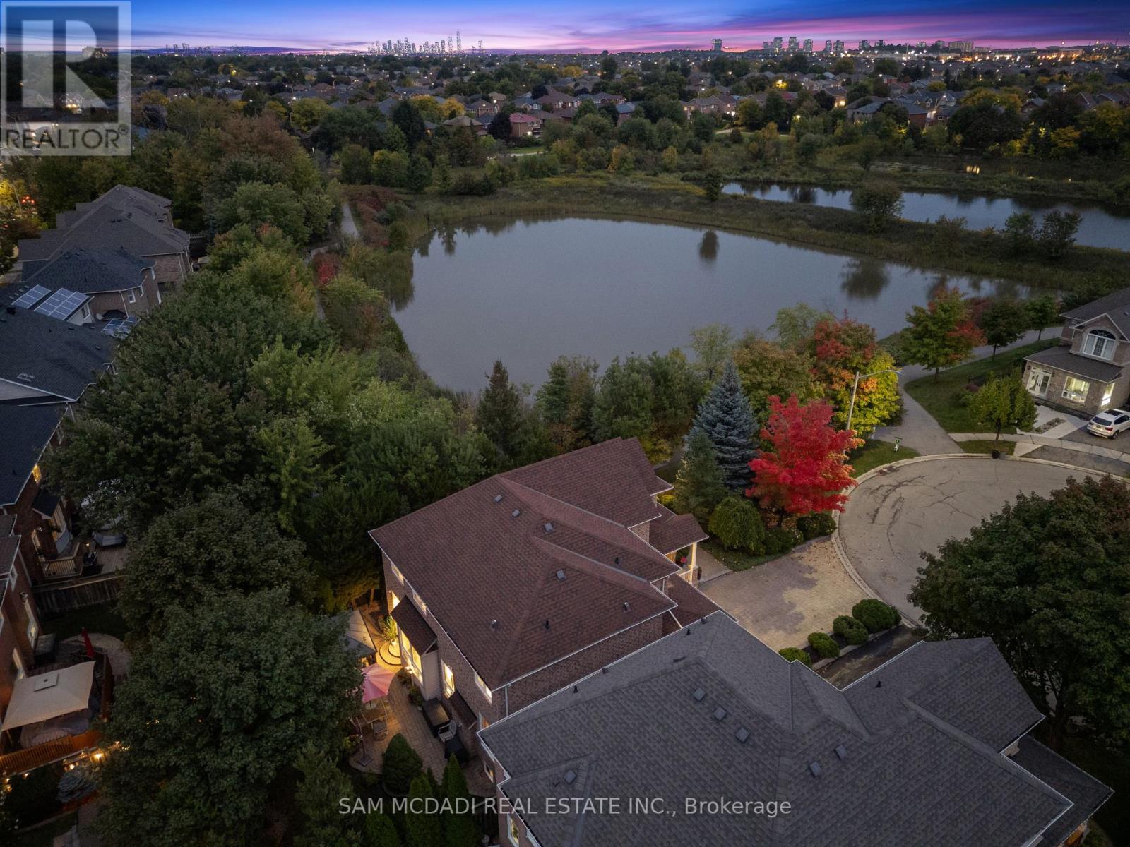 3859 Pondview Way, Mississauga (Lisgar), Ontario  L5N 8K1 - Photo 50 - W12445757