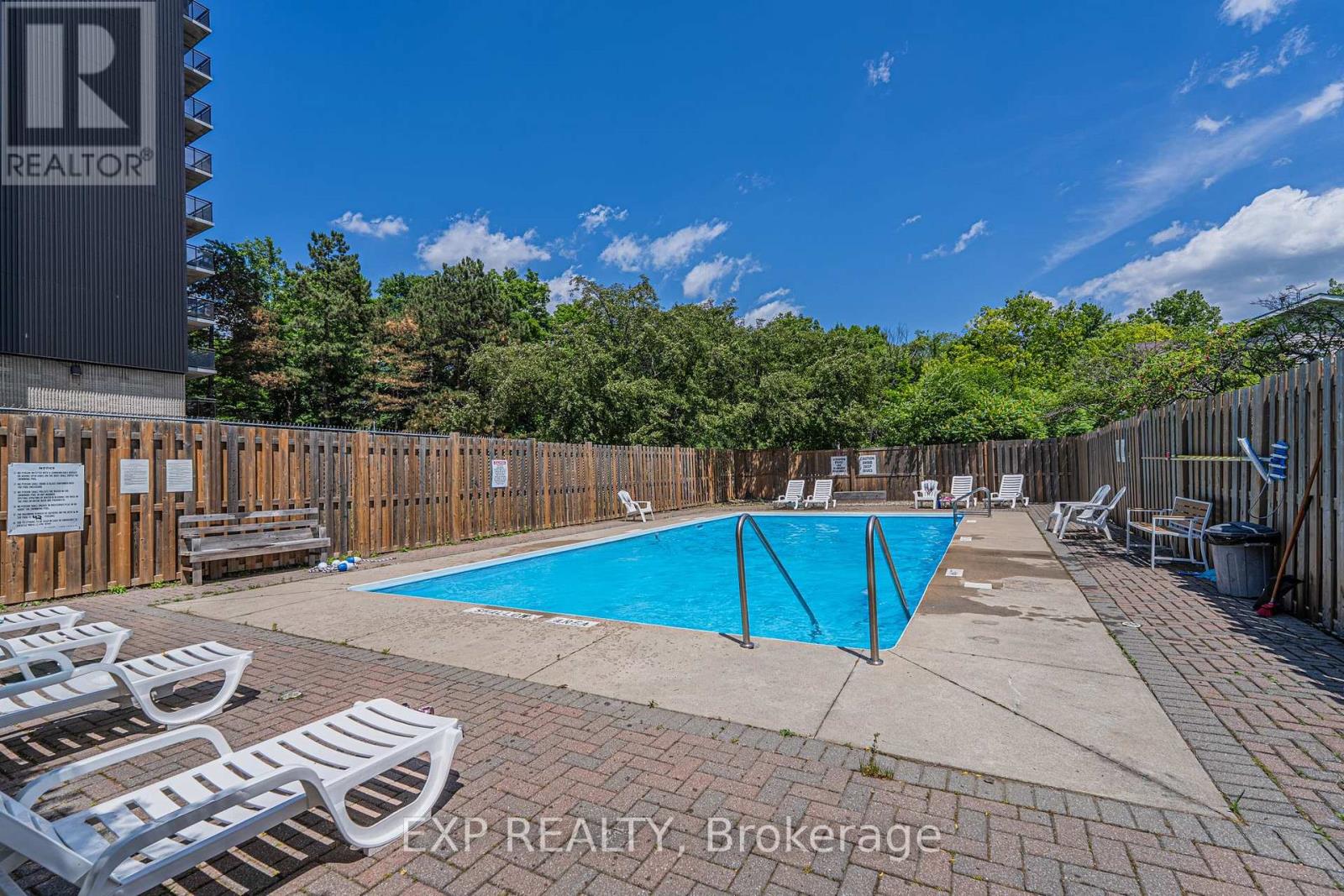 1111 - 555 Brittany Drive, Ottawa, Ontario  K1K 4C5 - Photo 22 - X12445762