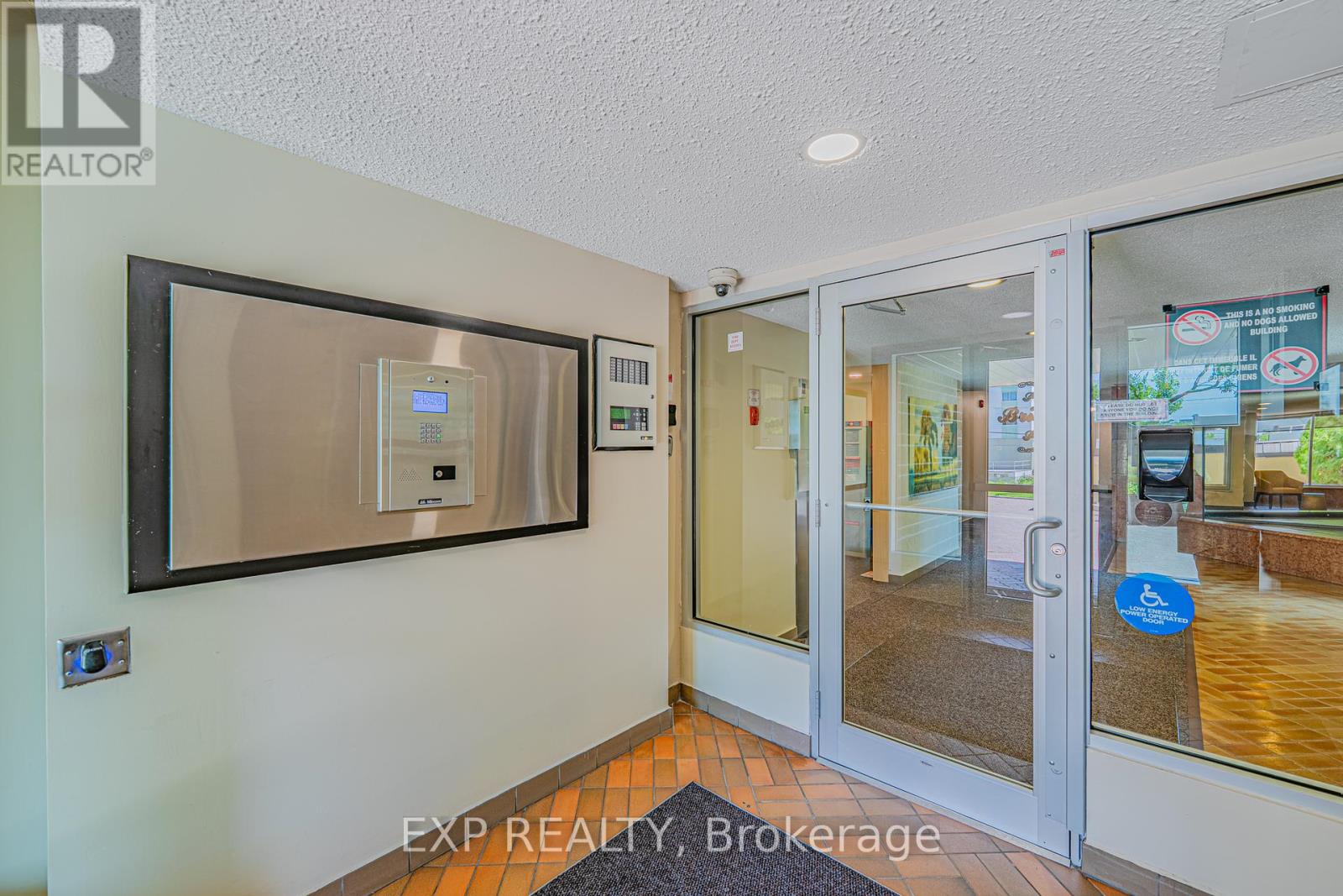 1111 - 555 Brittany Drive, Ottawa, Ontario  K1K 4C5 - Photo 24 - X12445762