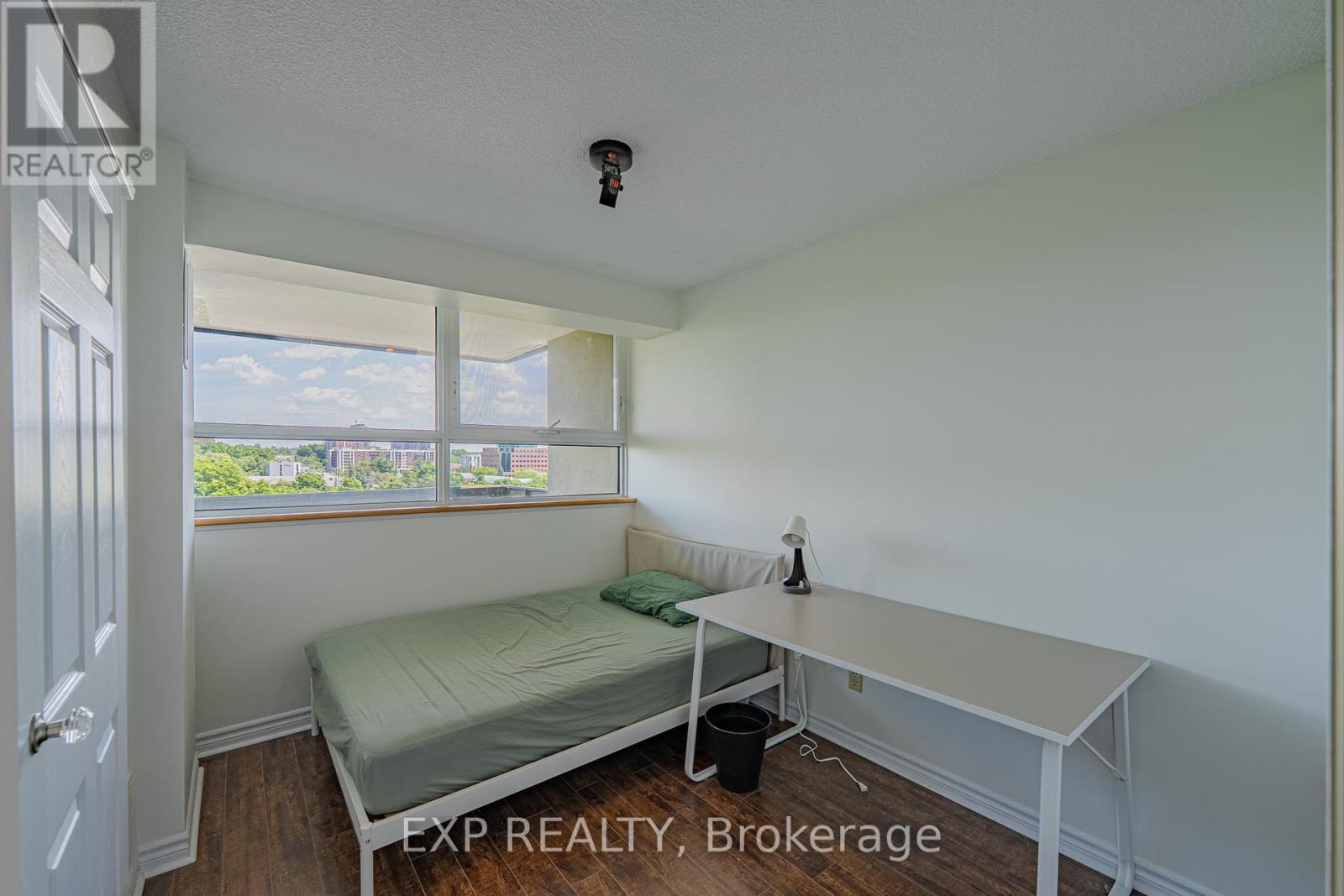 1111 - 555 Brittany Drive, Ottawa, Ontario  K1K 4C5 - Photo 38 - X12445762