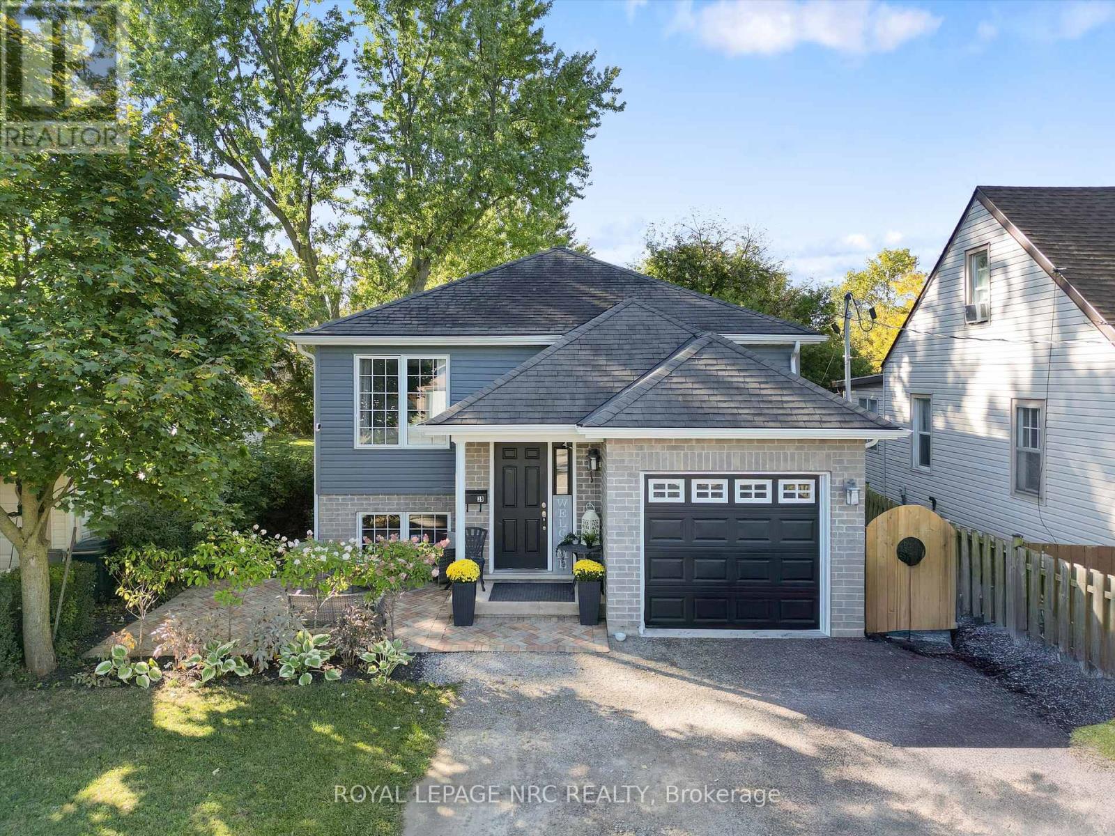 39 Quaker Road, Welland, Ontario  L3C 3G3 - Photo 1 - X12445782