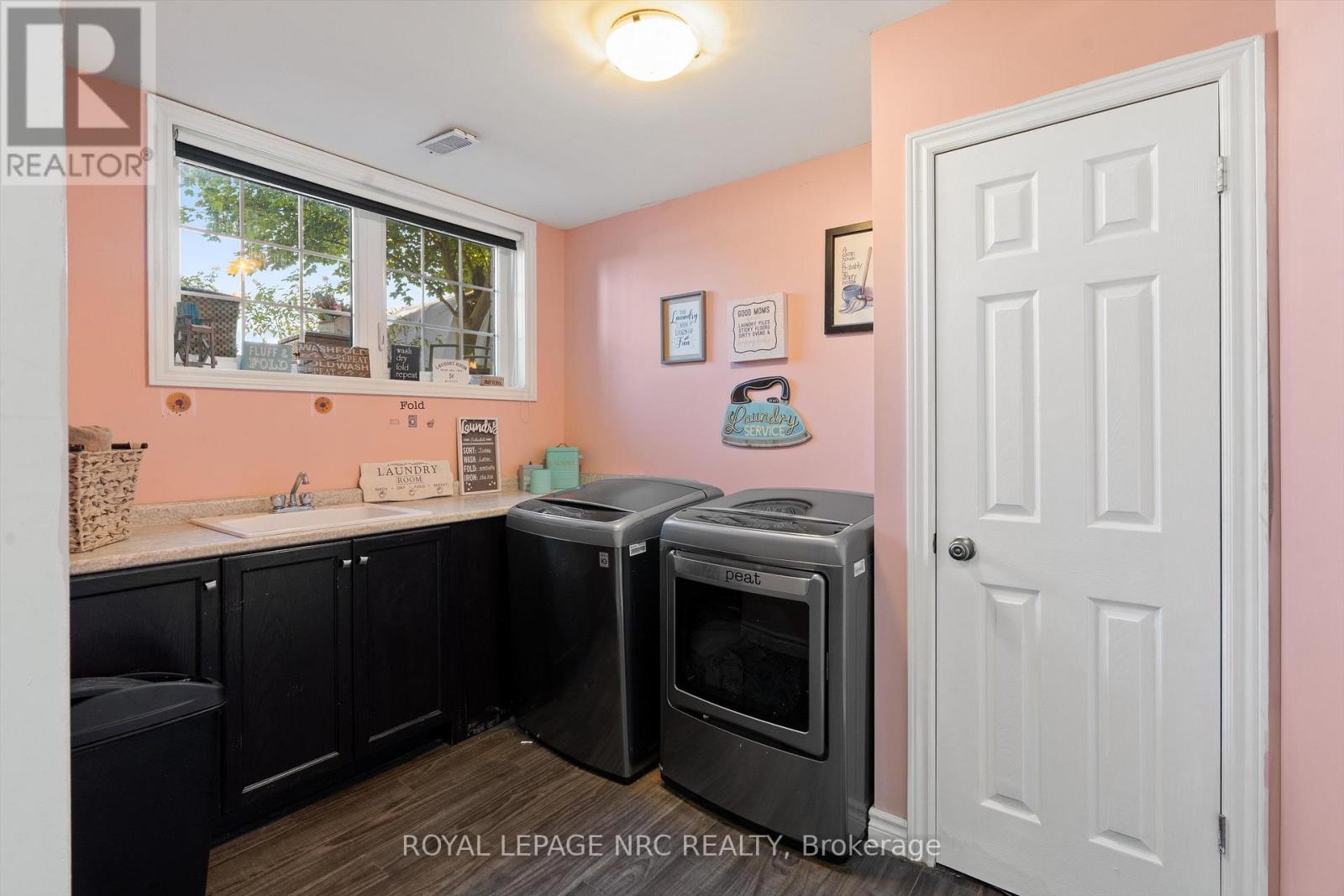 39 Quaker Road, Welland, Ontario  L3C 3G3 - Photo 22 - X12445782