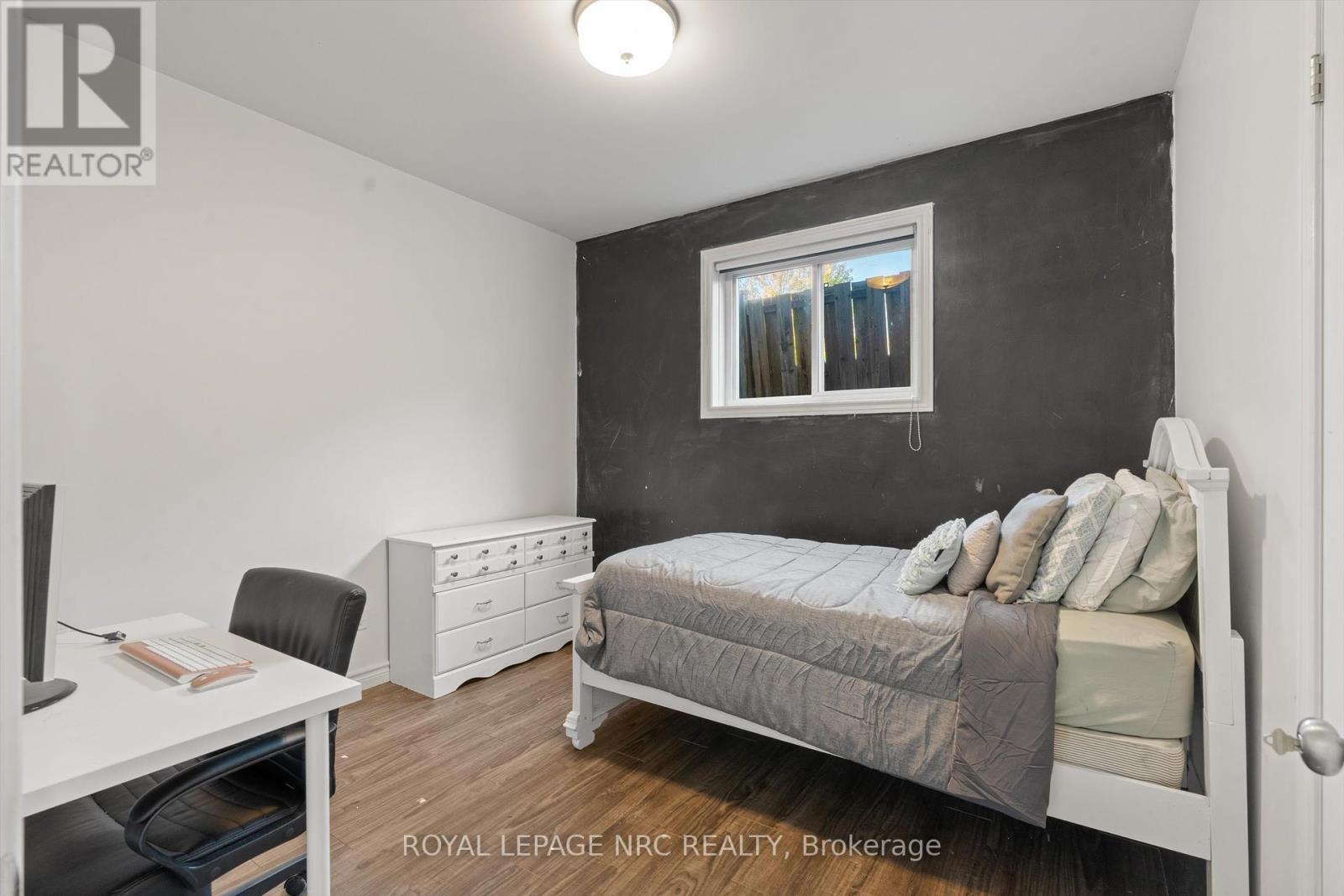 39 Quaker Road, Welland, Ontario  L3C 3G3 - Photo 27 - X12445782