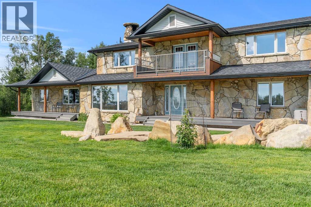 17 Oak Avenue, Okotoks, Alberta  T1S 1K6 - Photo 3 - A2241615