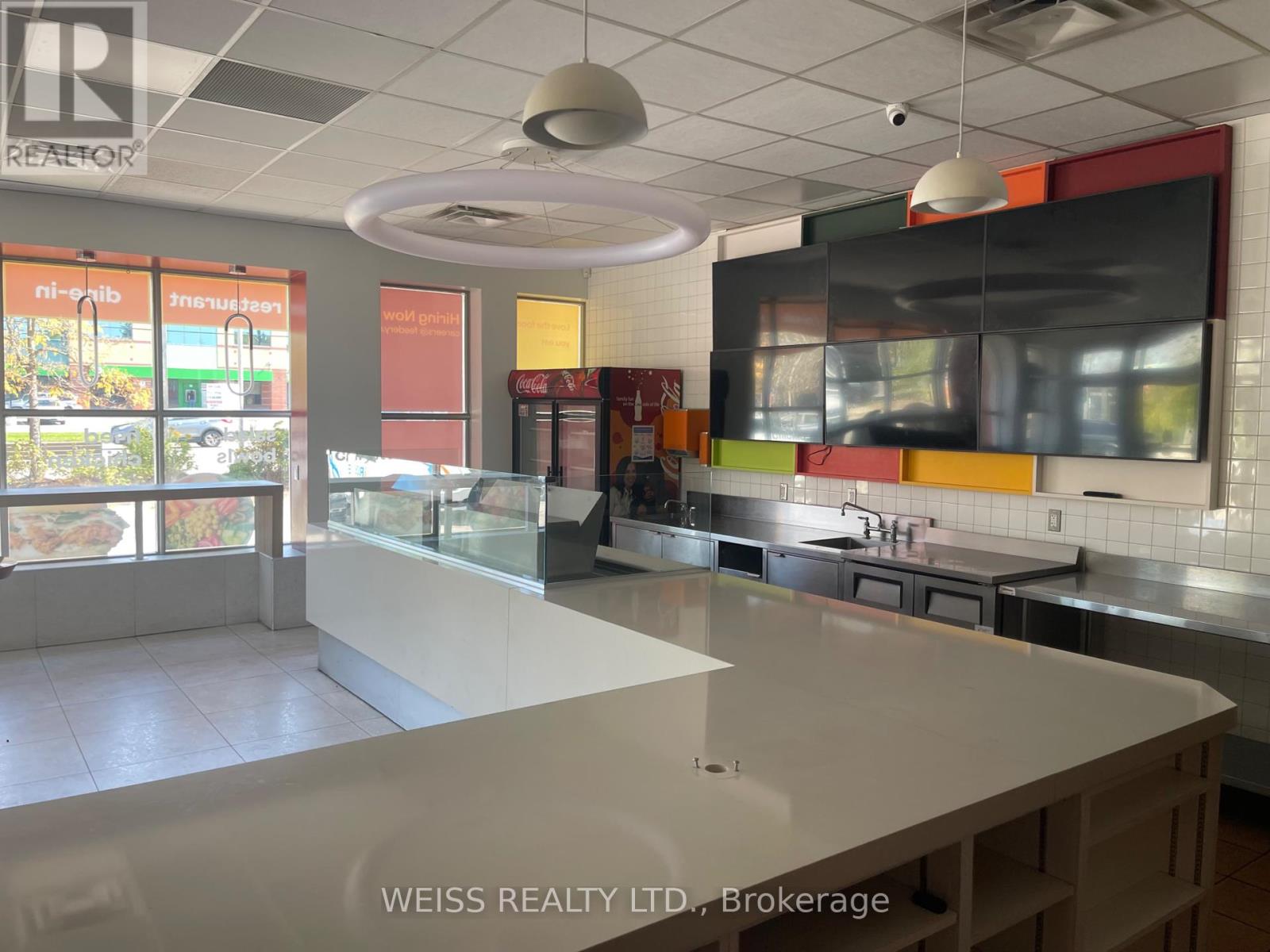 14846 Yonge Street, Aurora, Ontario  L4G 1N2 - Photo 5 - N12443106