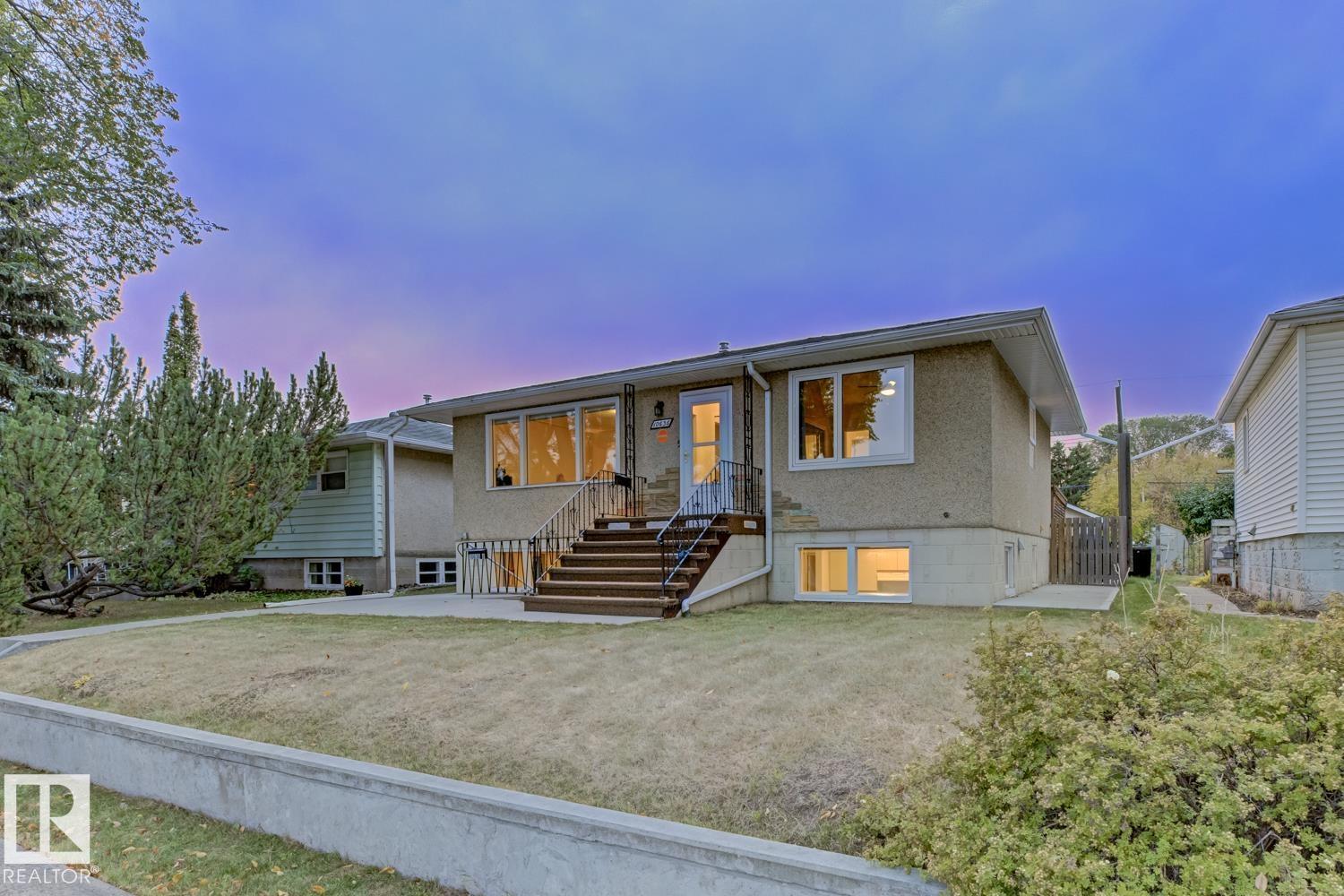 10636 79 ST NW NW, Edmonton, Alberta