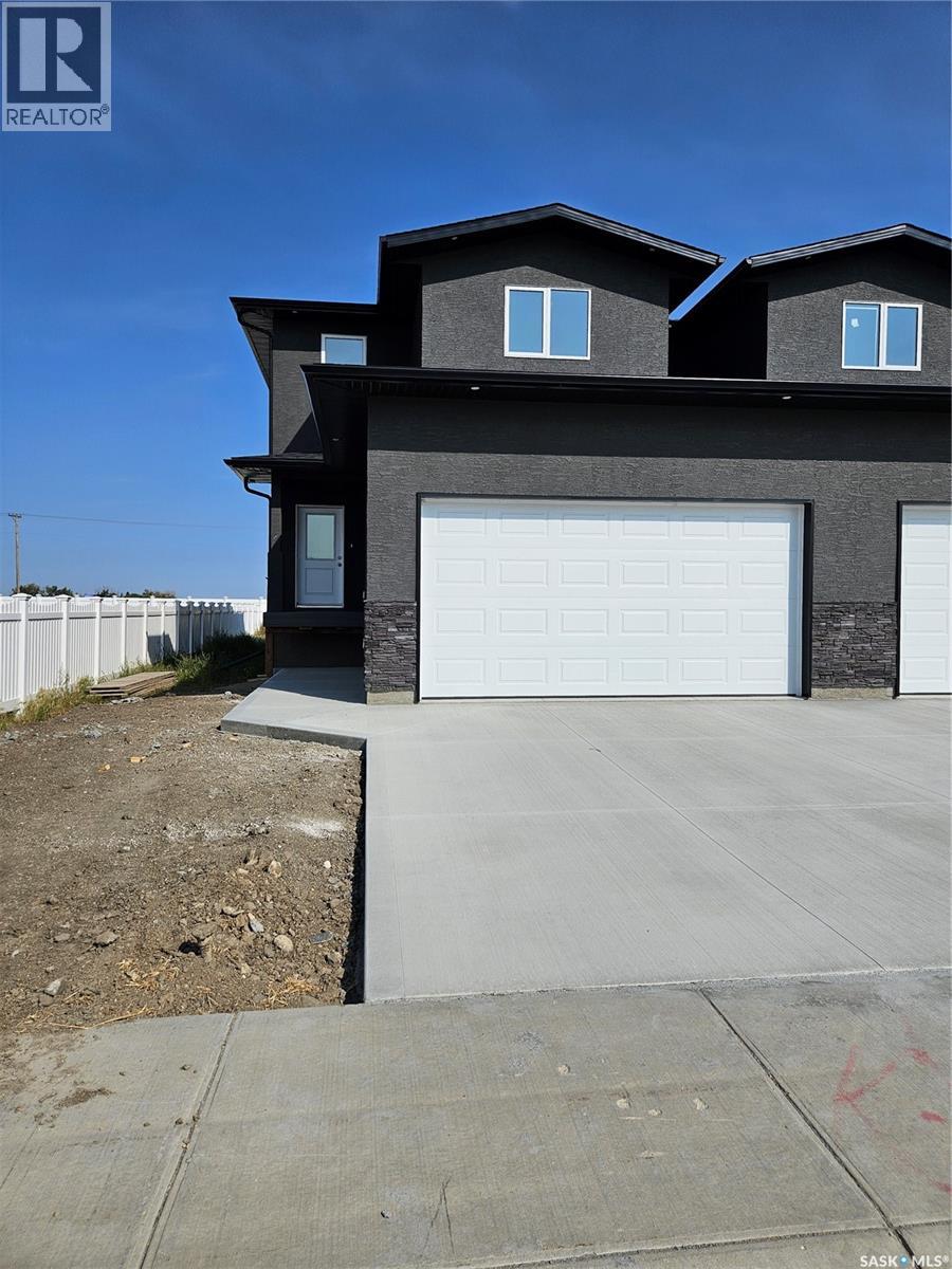 846 Delaet BAY, Warman, Saskatchewan