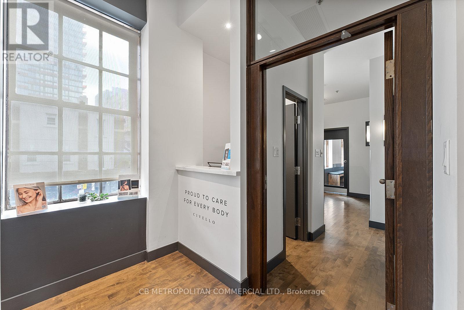 269 Queen Street W, Toronto (Waterfront Communities), Ontario  M5V 1Z9 - Photo 17 - C12445760