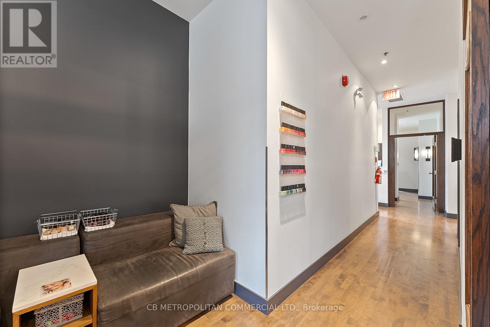 269 Queen Street W, Toronto (Waterfront Communities), Ontario  M5V 1Z9 - Photo 19 - C12445760