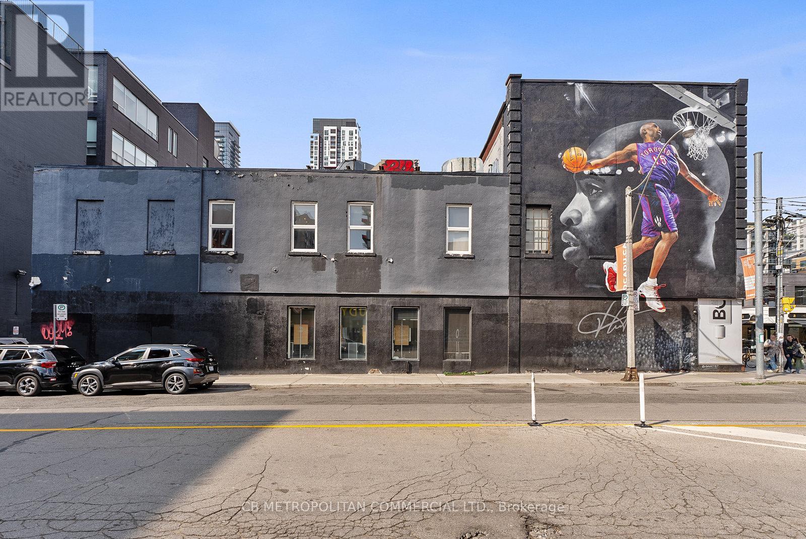 269 Queen Street W, Toronto (Waterfront Communities), Ontario  M5V 1Z9 - Photo 5 - C12445760