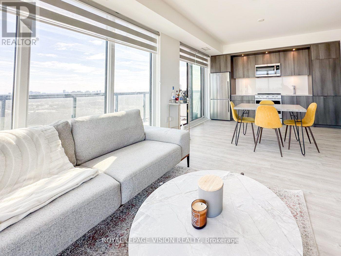 2404 - 30 Inn On The Park Drive, Toronto, Ontario  M3C 0P8 - Photo 12 - C12445776