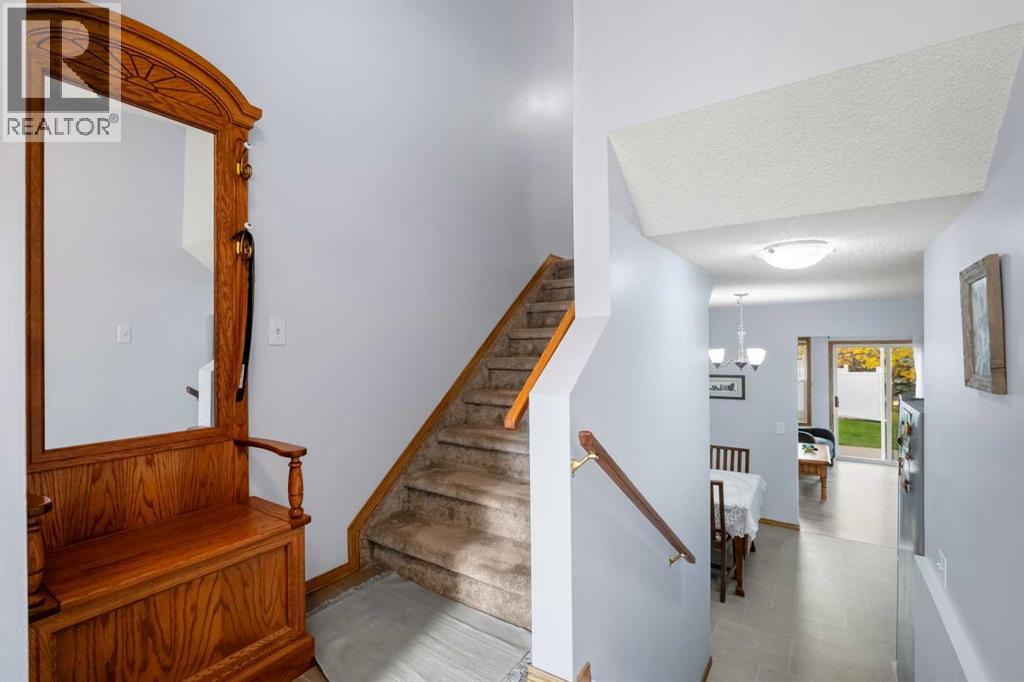 147 Somervale Park Sw, Calgary, Alberta  T2Y 3J4 - Photo 16 - A2262192
