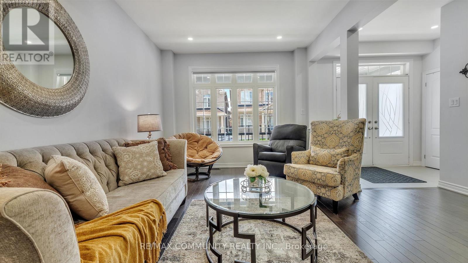 14 Waterleaf Road, Markham (Cornell), Ontario  L6B 1N9 - Photo 6 - N12445772