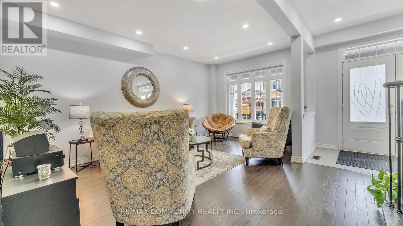 14 Waterleaf Road, Markham (Cornell), Ontario  L6B 1N9 - Photo 7 - N12445772