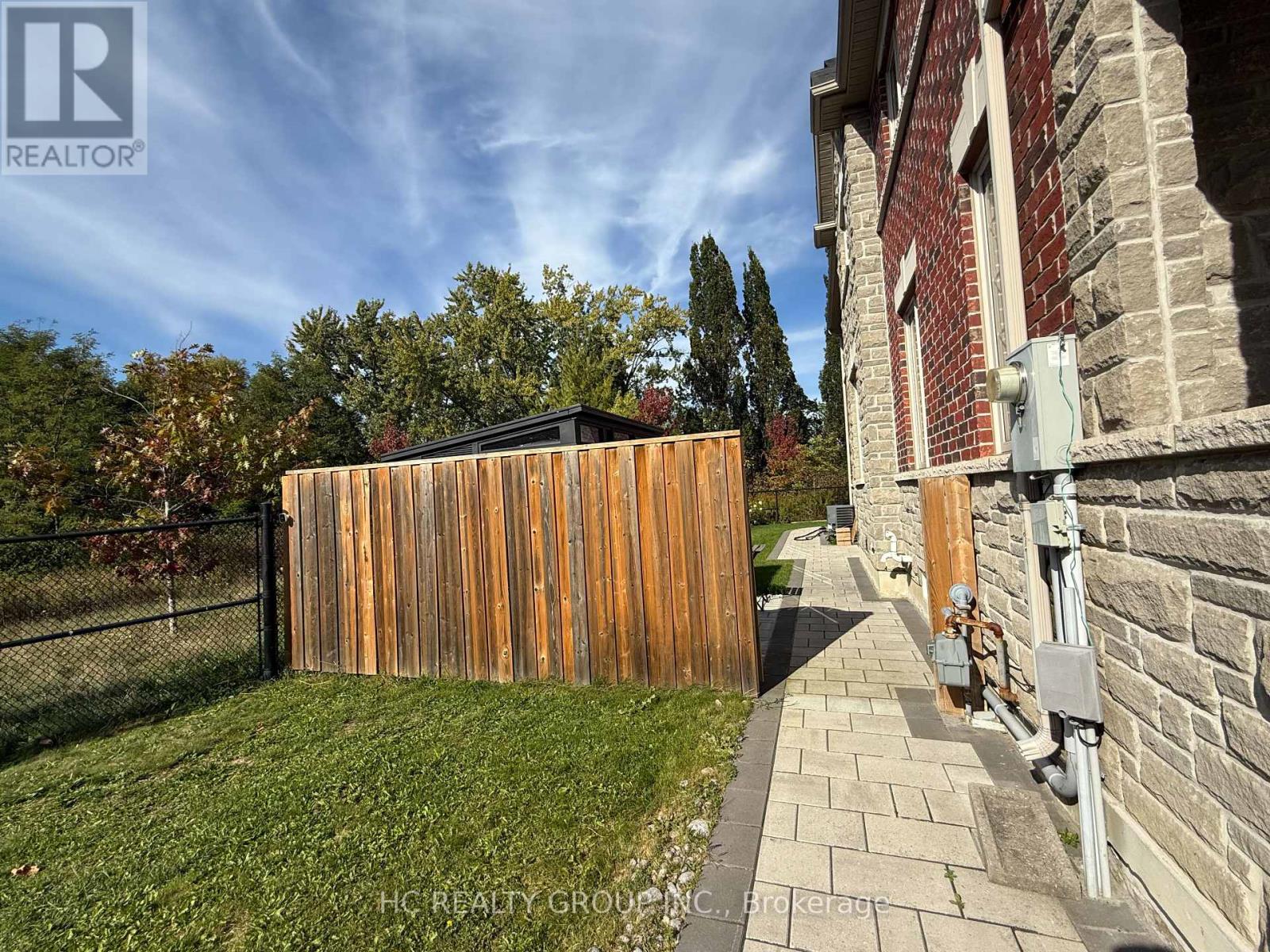 Basement - 19 Moore's Court, Markham, Ontario  L6B 0V6 - Photo 12 - N12445777