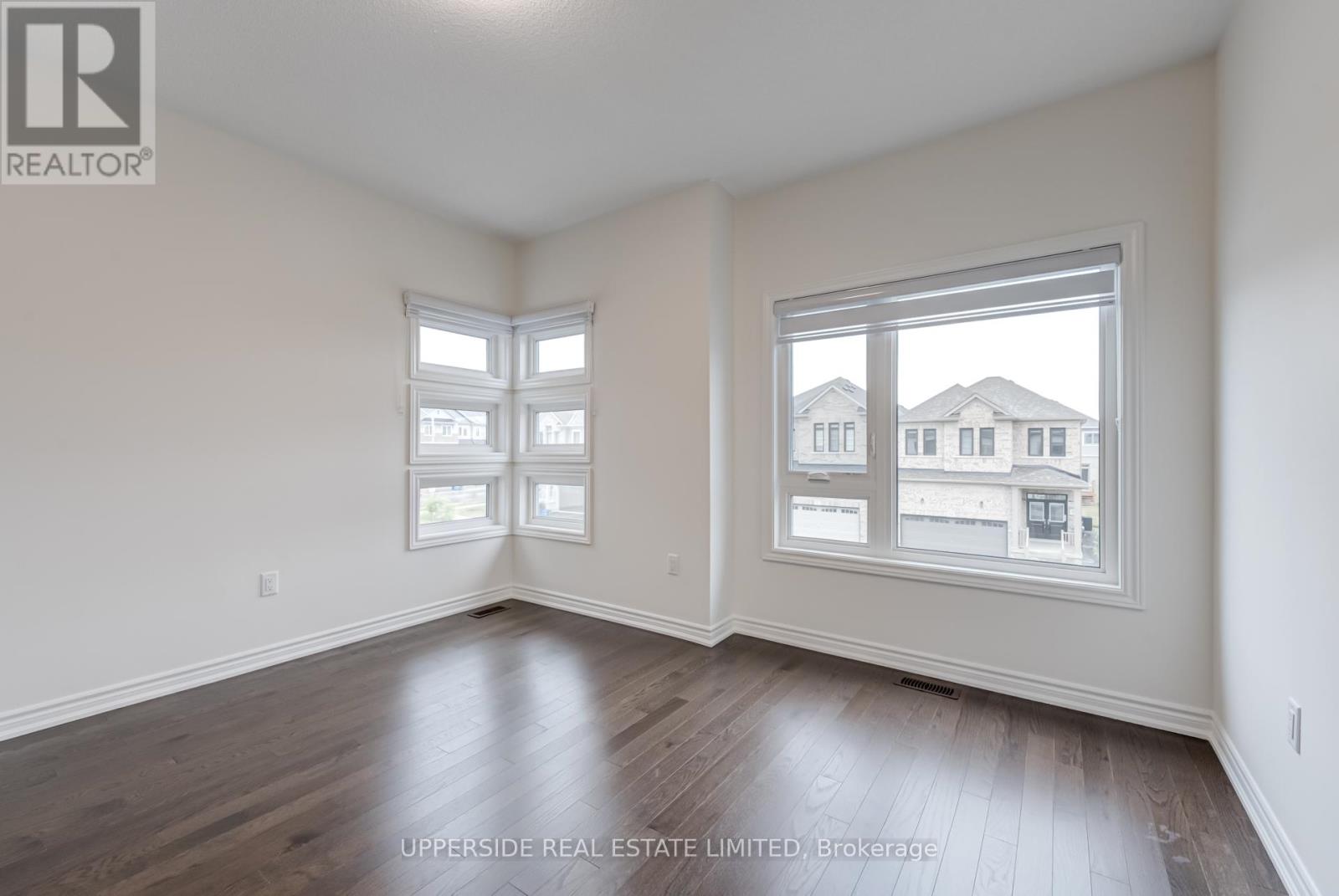 73 Gemini Drive, Barrie, Ontario  L9J 0P8 - Photo 23 - S12445784