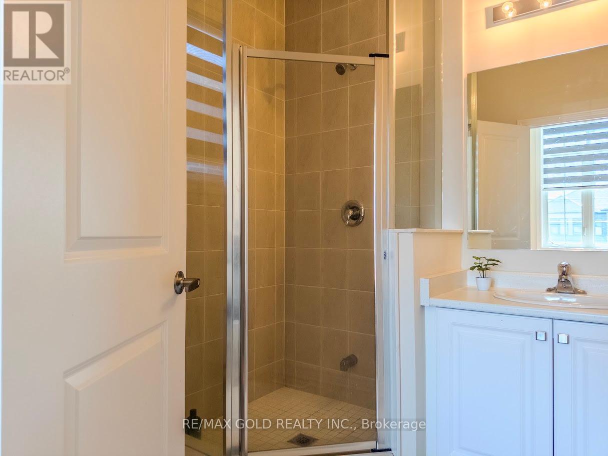 119 Petch Avenue, Caledon, Ontario  L7C 1Z9 - Photo 15 - W12445761