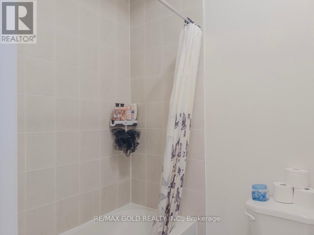 119 Petch Avenue, Caledon, Ontario  L7C 1Z9 - Photo 16 - W12445761