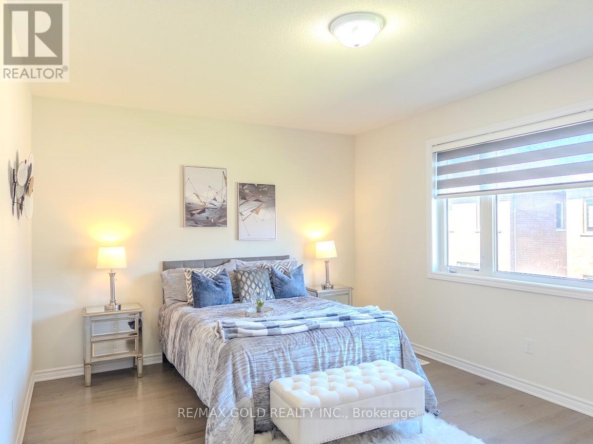 119 Petch Avenue, Caledon, Ontario  L7C 1Z9 - Photo 28 - W12445761