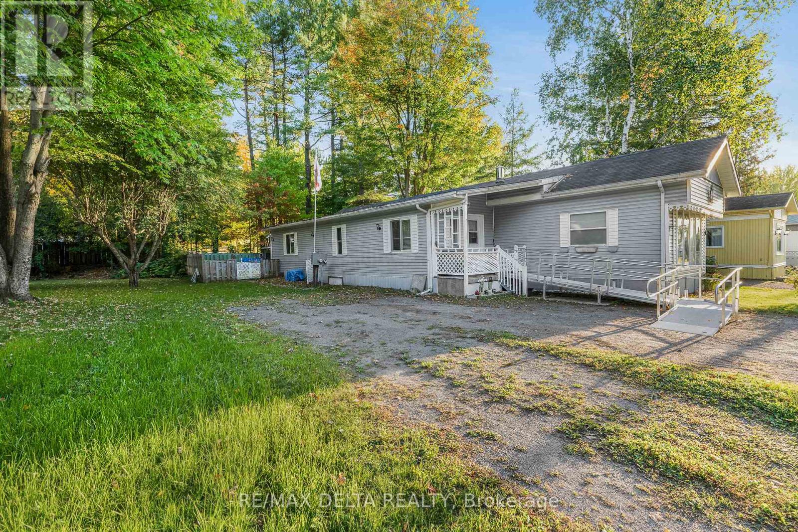 429 - 8250 County Rd 17 S, Clarence-Rockland, Ontario  K4K 1K7 - Photo 20 - X12445790