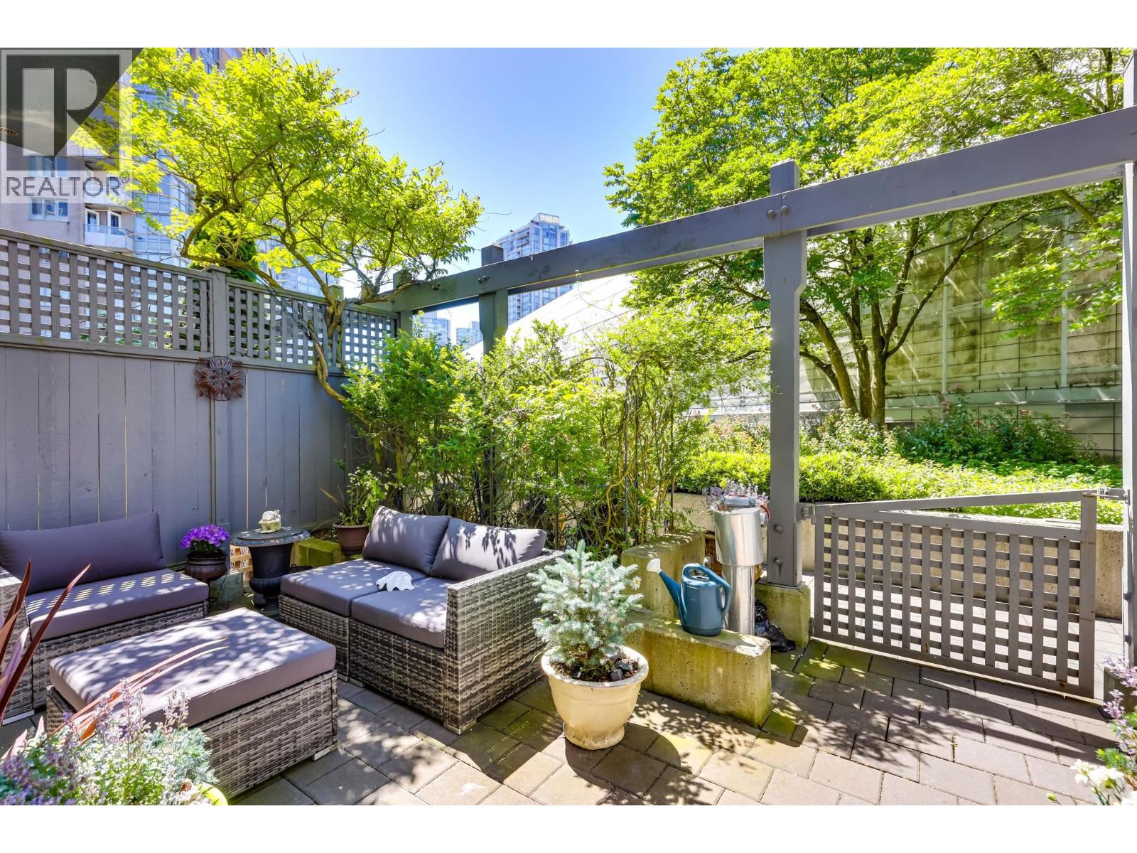 Th6 63 Keefer Place, Vancouver, British Columbia  V6B 6N6 - Photo 7 - R3050084