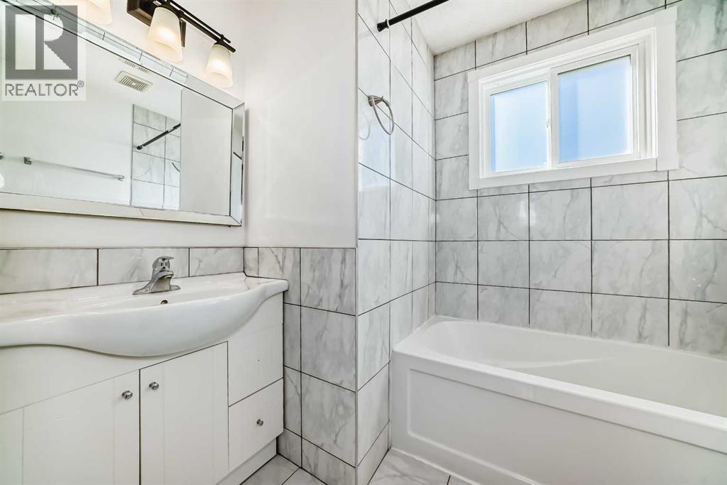 79 Bermuda Drive Nw, Calgary, Alberta  T3K 1H5 - Photo 20 - A2257528