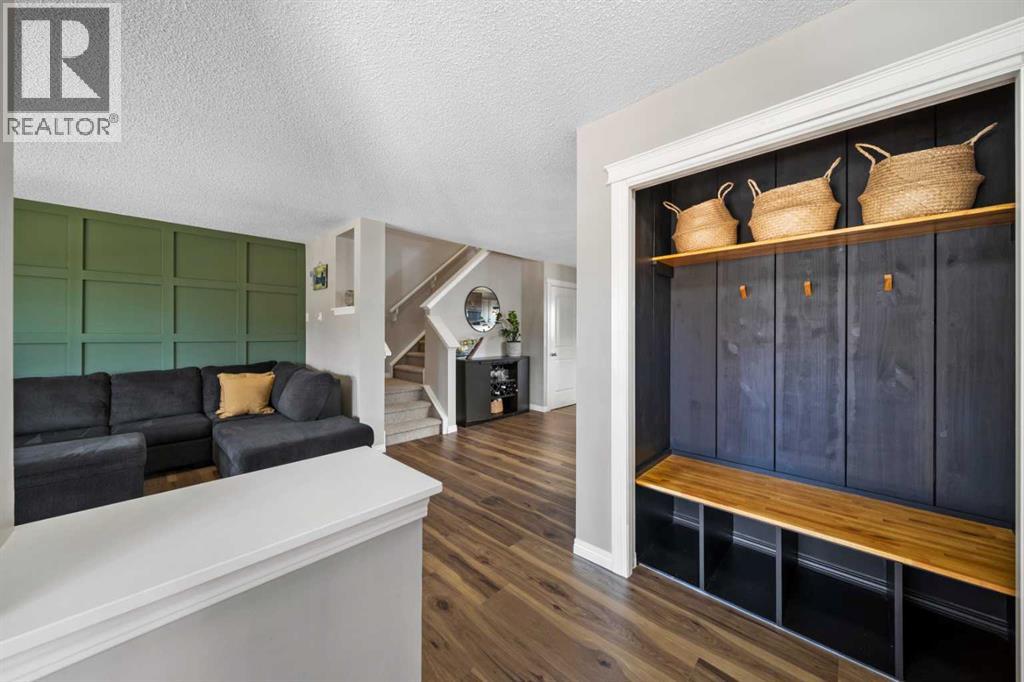 1218 Kings Heights Way Se, Airdrie, Alberta  T4A 0M5 - Photo 3 - A2261738