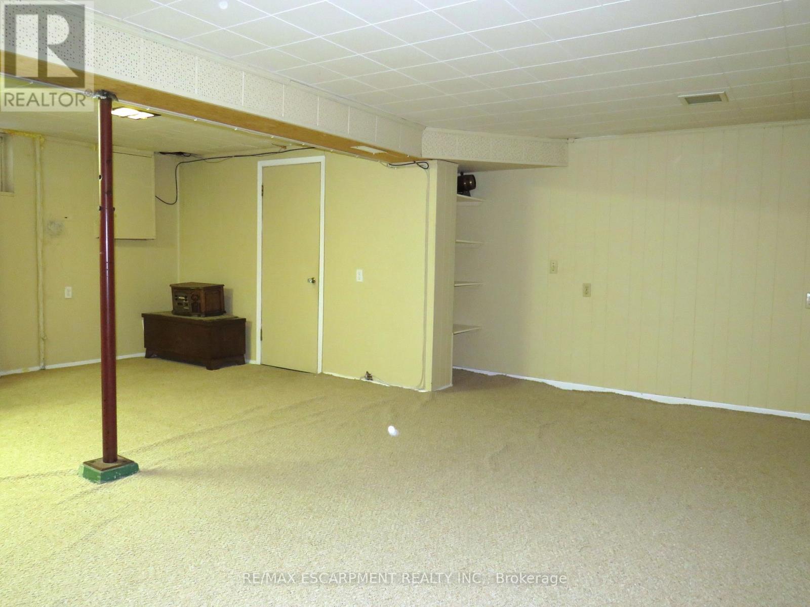64 Luscombe Street, Hamilton, Ontario  L9A 2J8 - Photo 26 - X12375678