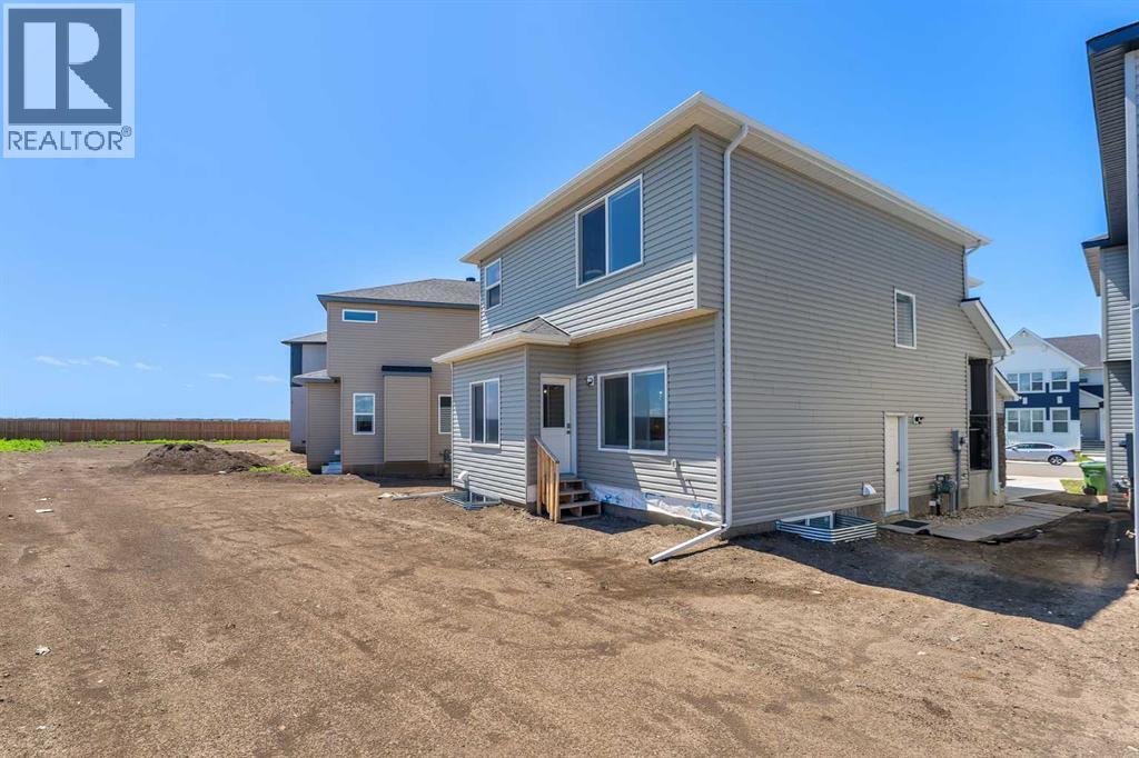 521 Corner Meadows Way Ne, Calgary, Alberta  T3N 2C9 - Photo 42 - A2260802