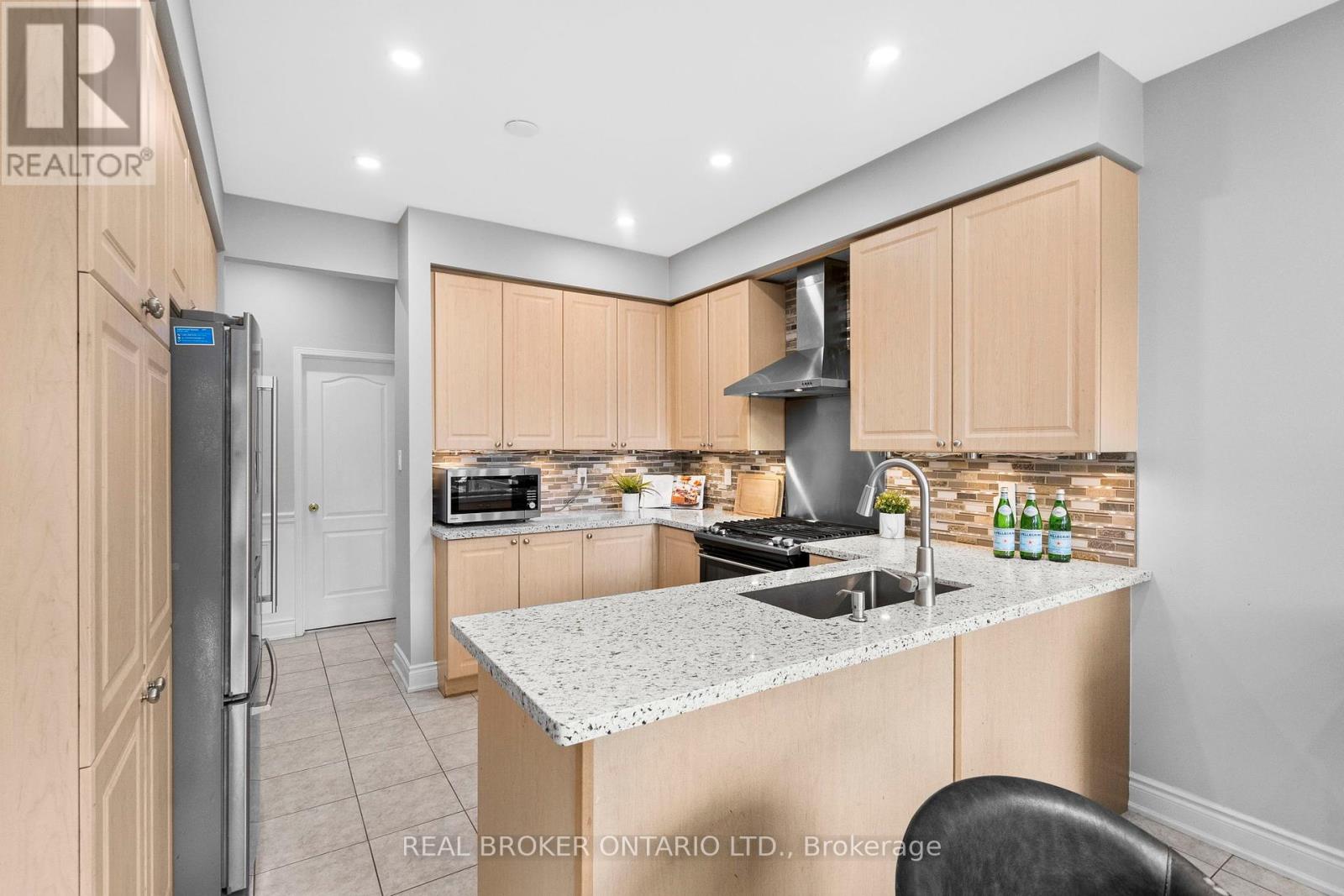 3450 Trilogy Trail S, Mississauga, Ontario  L5M 0K2 - Photo 18 - W12445791