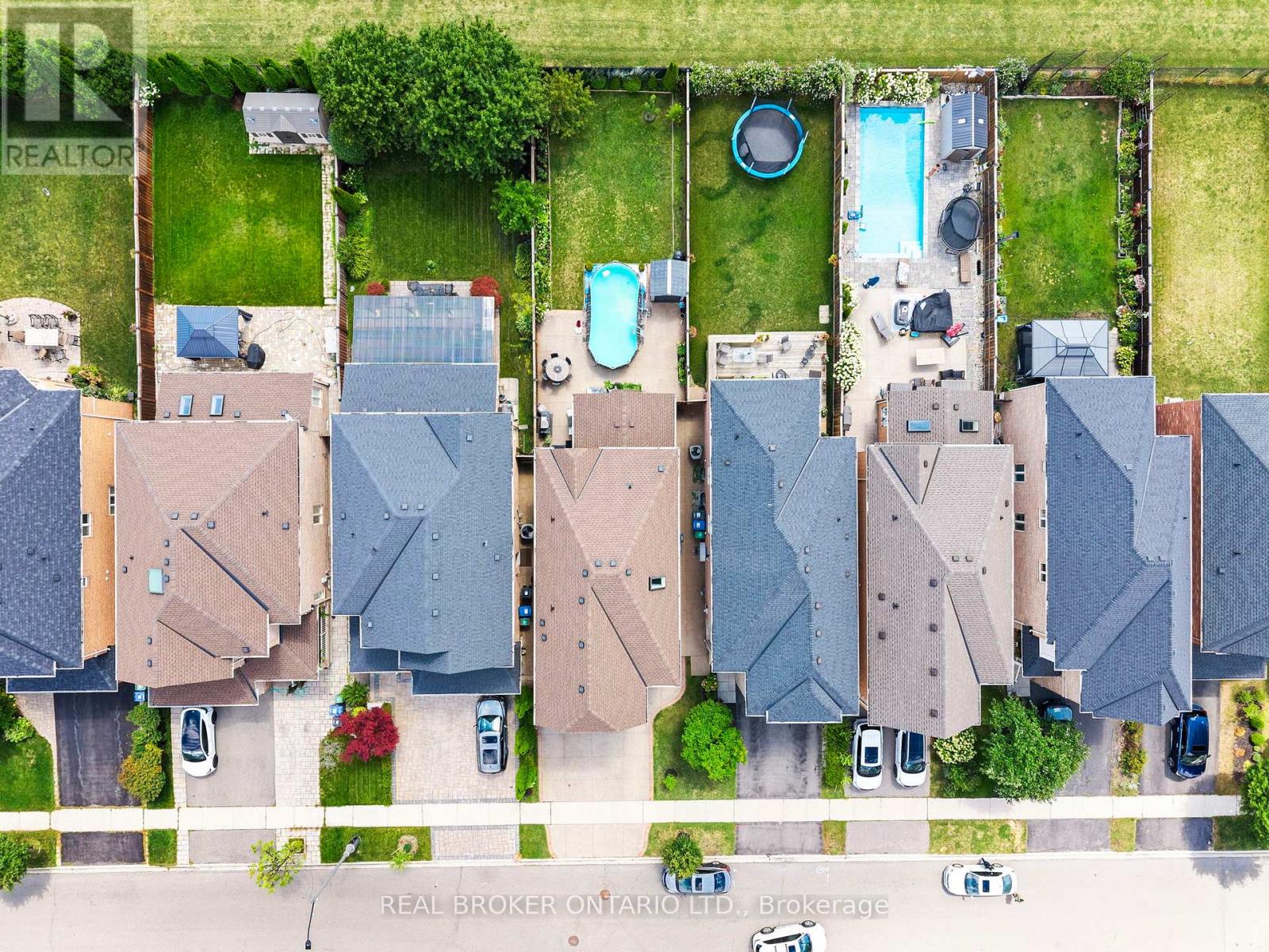 3450 Trilogy Trail S, Mississauga, Ontario  L5M 0K2 - Photo 3 - W12445791