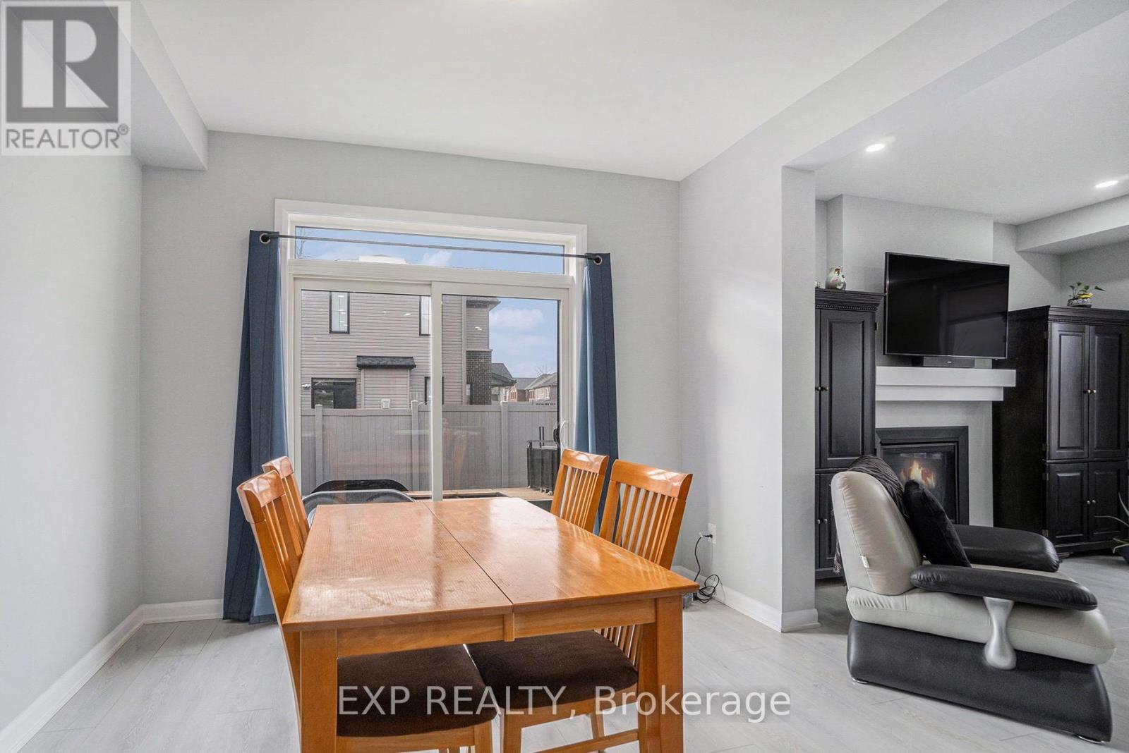 796 Cappamore Drive, Ottawa, Ontario  K2J 6V6 - Photo 15 - X12445798
