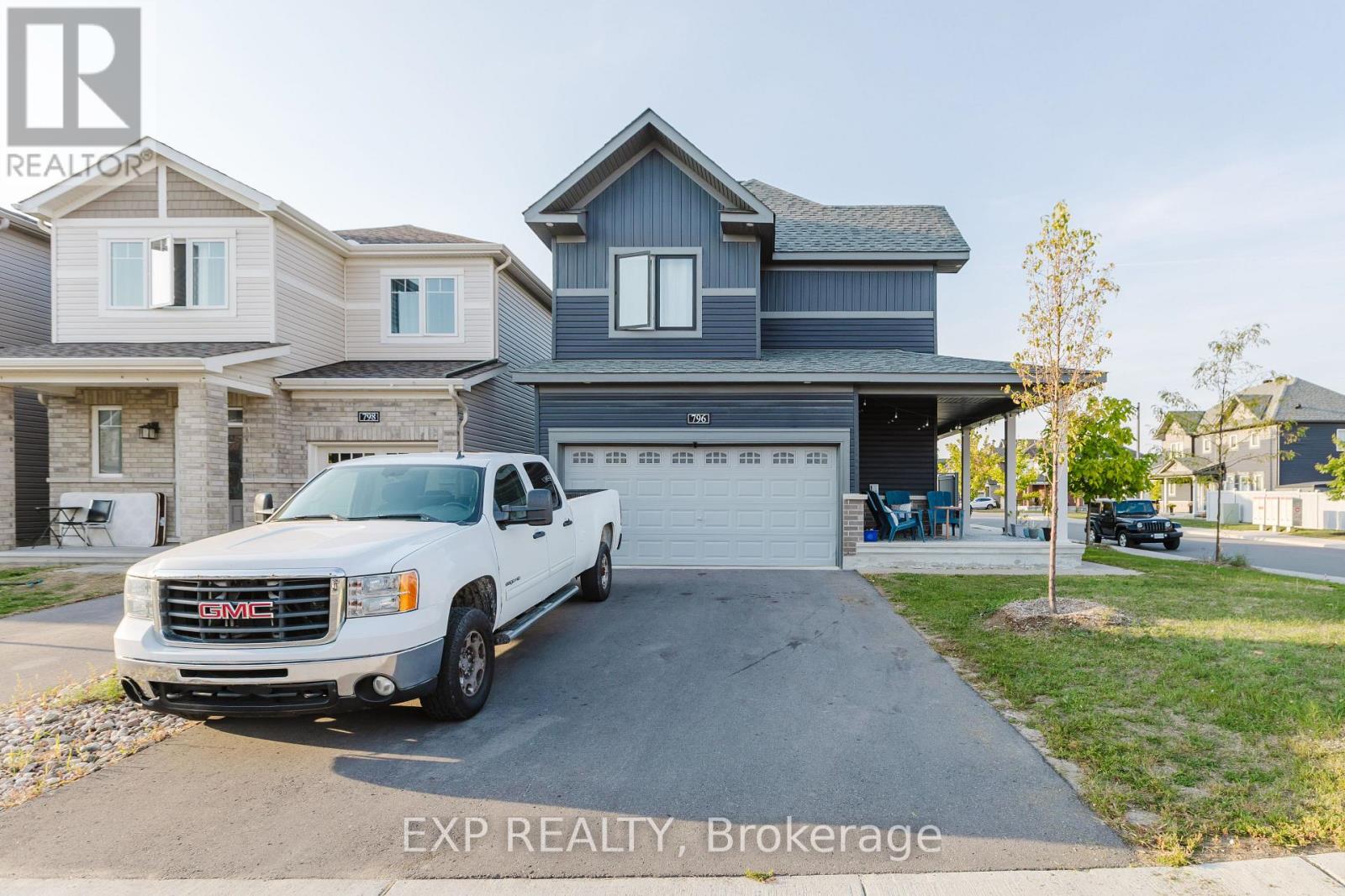 796 Cappamore Drive, Ottawa, Ontario  K2J 6V6 - Photo 8 - X12445798