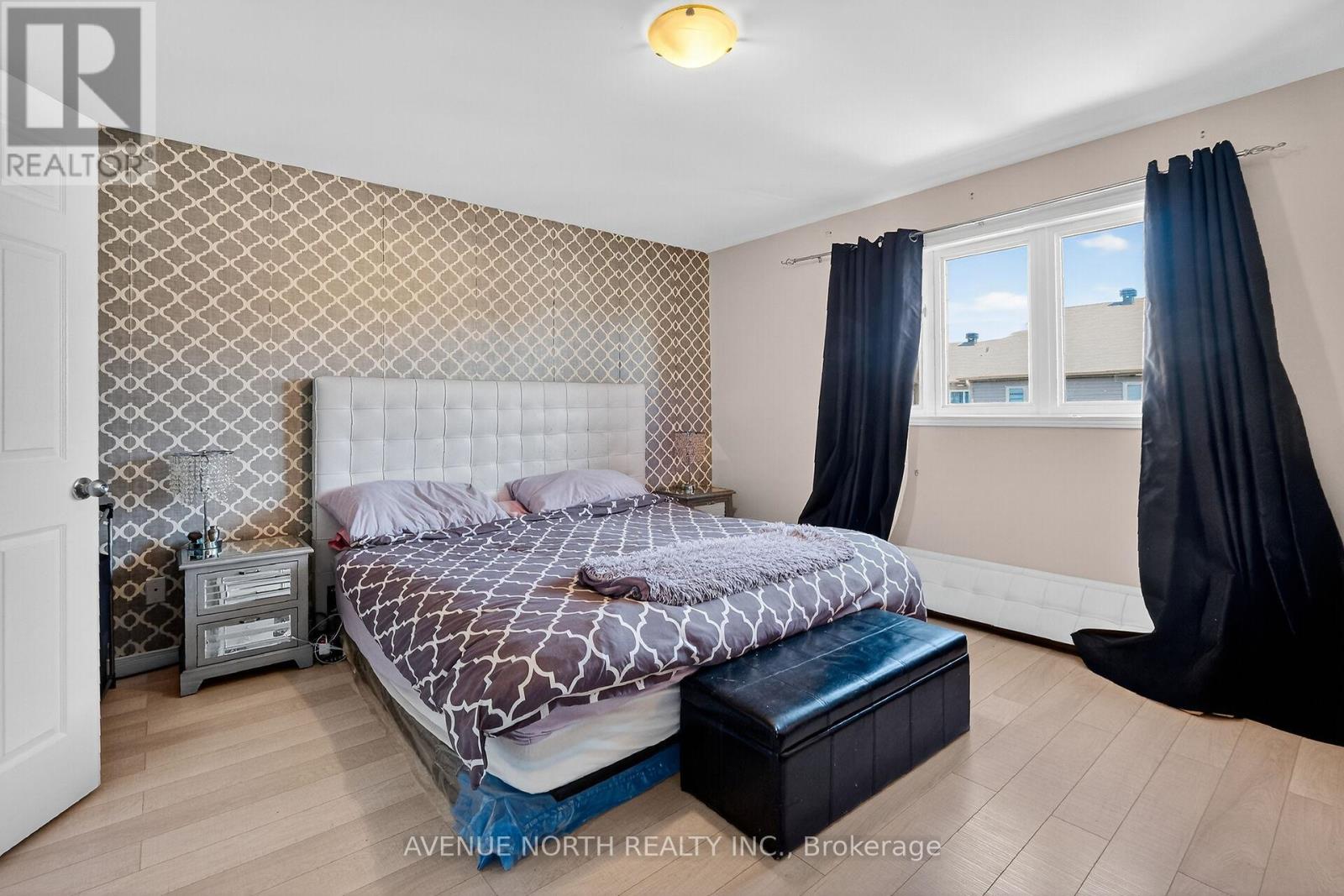 208 Kingswell Street, Ottawa, Ontario  K1T 0L1 - Photo 17 - X12445810