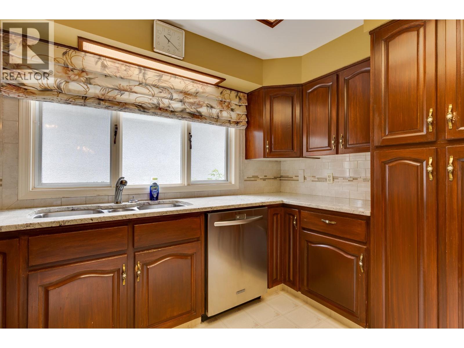 2500 Hammond Avenue, Prince George, British Columbia  V2M 1A5 - Photo 17 - R3023057