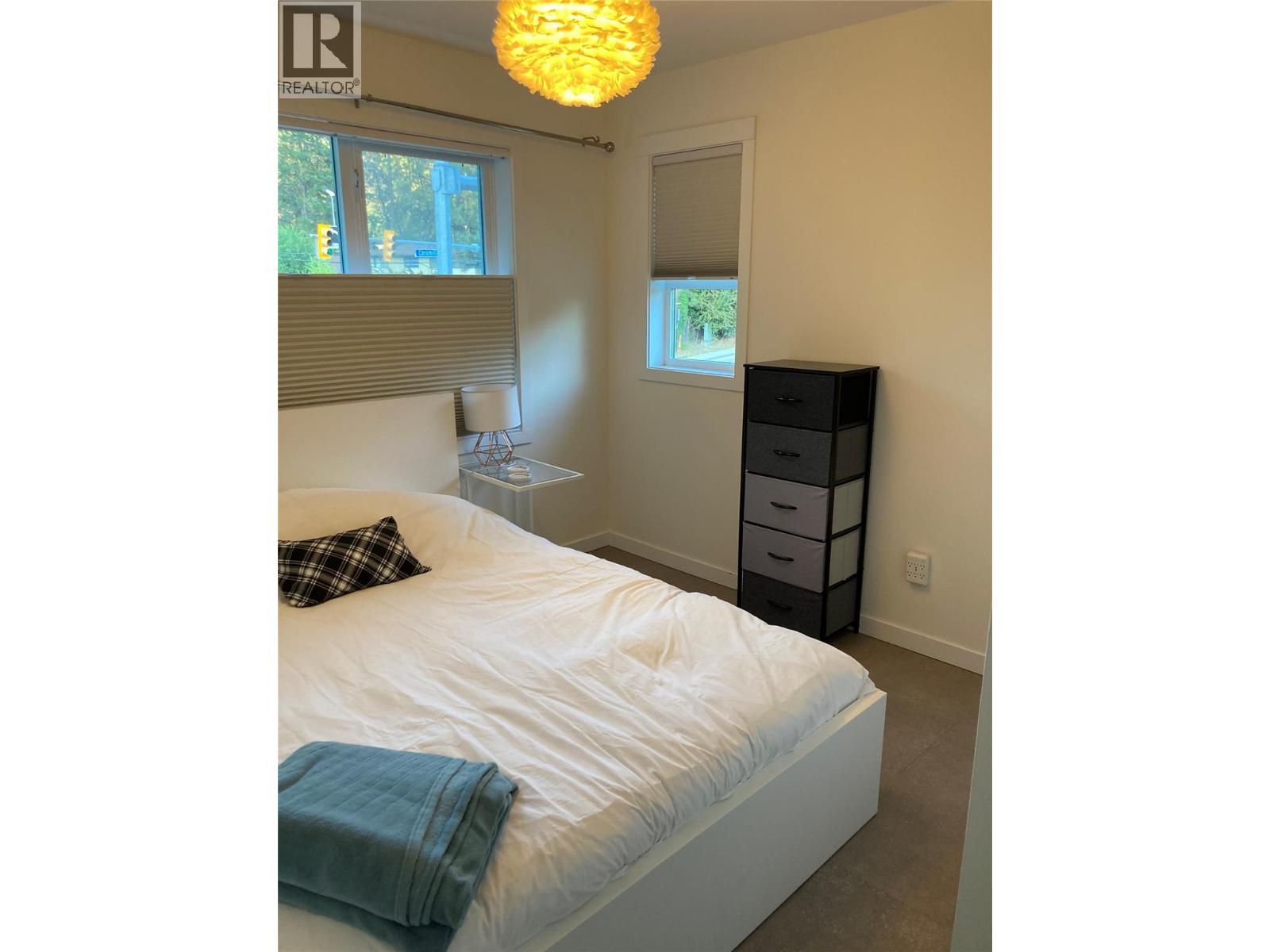 589 Boynton Place, Kelowna, British Columbia  V1V 3B5 - Photo 9 - 10363461