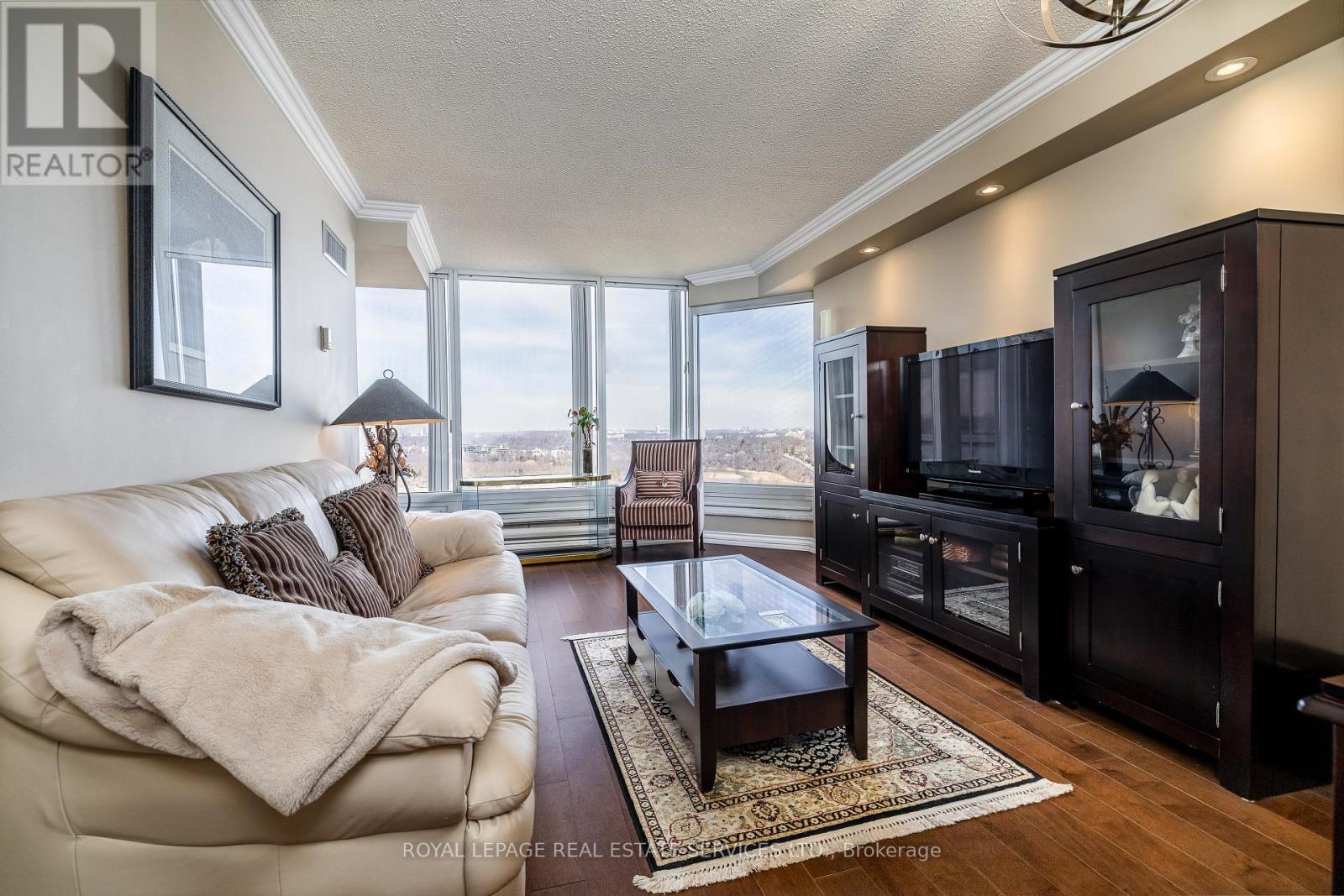 2812 - 1 PALACE PIER COURT, Toronto, Ontario