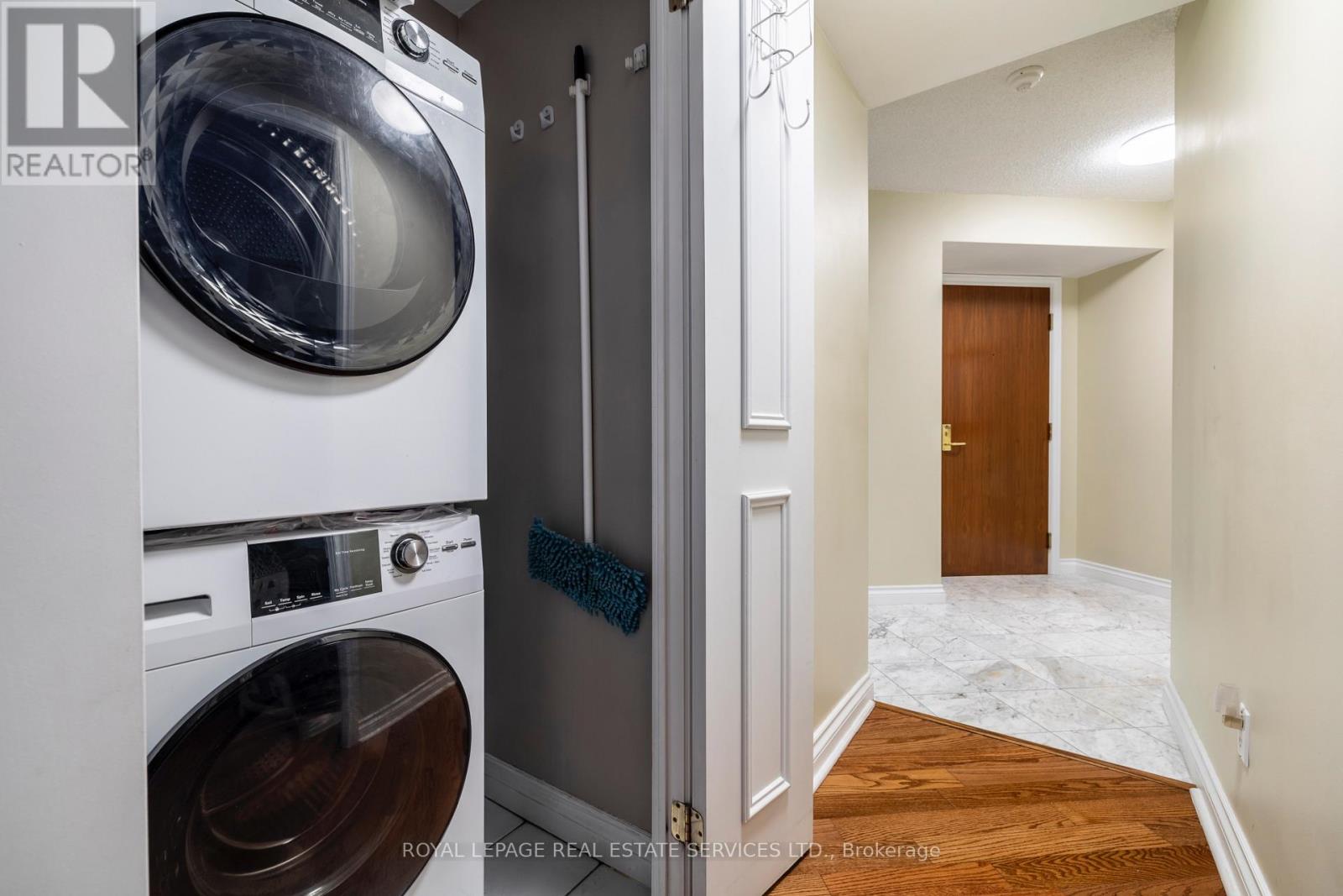 2104 - 1 Palace Pier Court, Toronto, Ontario  M8V 3W9 - Photo 12 - W12126078