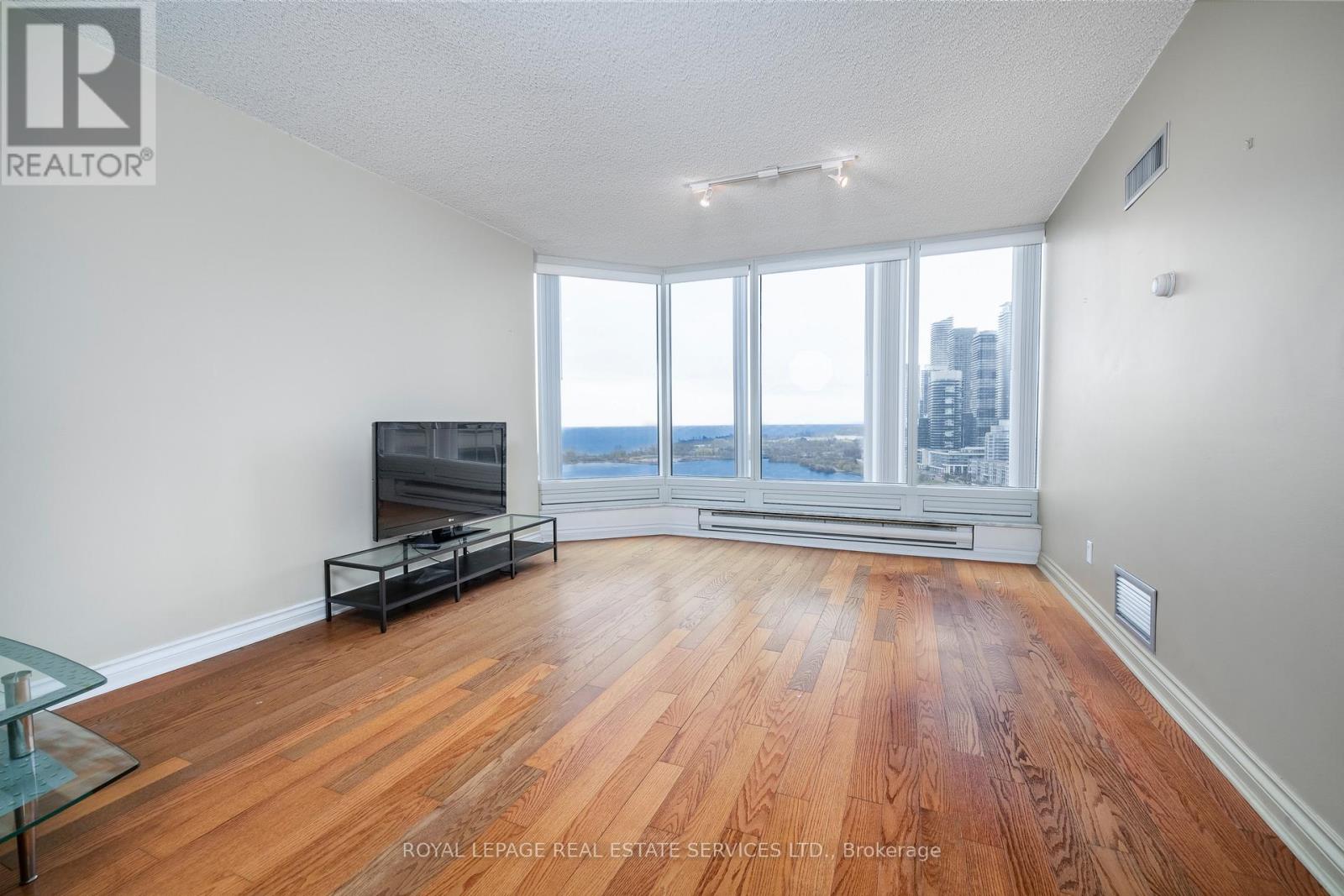 2104 - 1 Palace Pier Court, Toronto, Ontario  M8V 3W9 - Photo 3 - W12126078