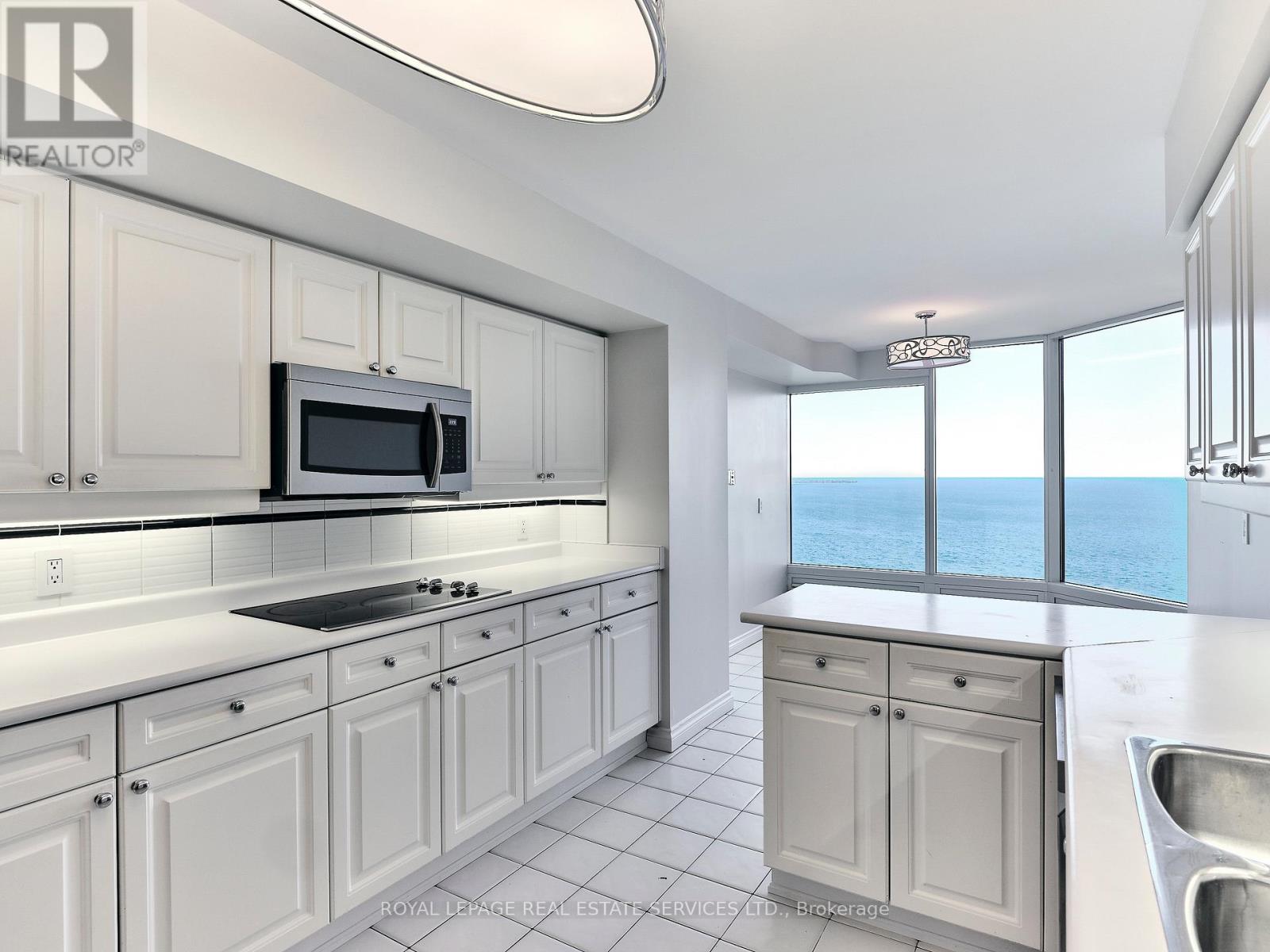 3101 - 1 Palace Pier Court, Toronto, Ontario  M8V 3W9 - Photo 4 - W12135156