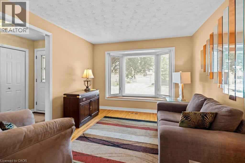 64 Abbot Drive, Hamilton, Ontario  L8V 4W5 - Photo 9 - 40750172