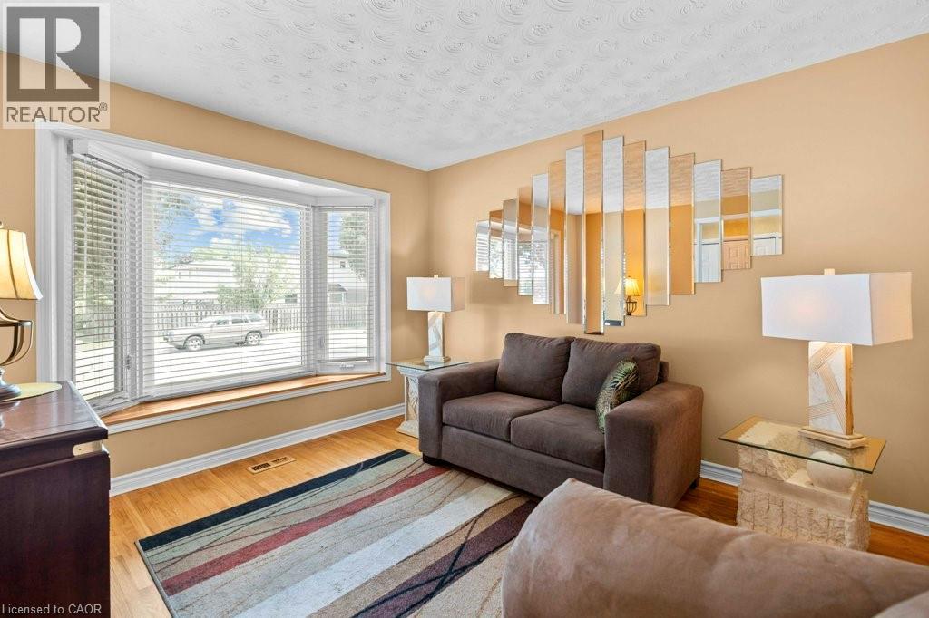 64 Abbot Drive, Hamilton, Ontario  L8V 4W5 - Photo 8 - 40750172