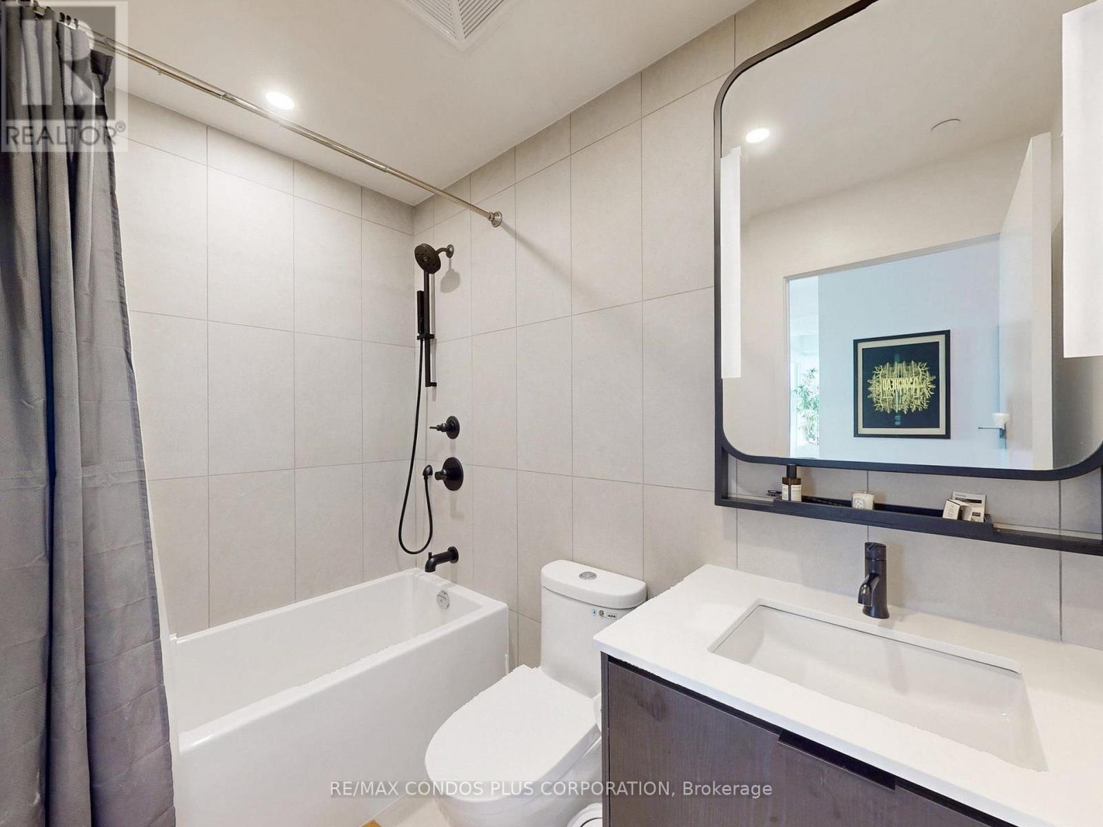 705 - 1050 Eastern Avenue, Toronto, Ontario  M4L 0B7 - Photo 29 - E12445819