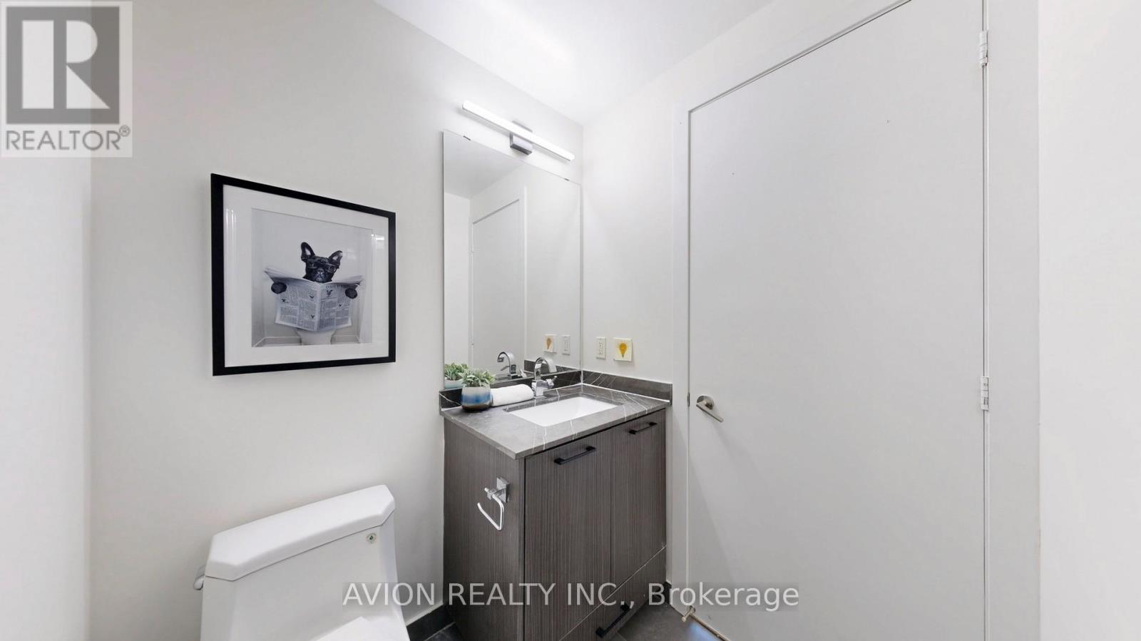 532 - 9471 Yonge Street, Richmond Hill (Observatory), Ontario  L4C 0Z5 - Photo 32 - N12445805
