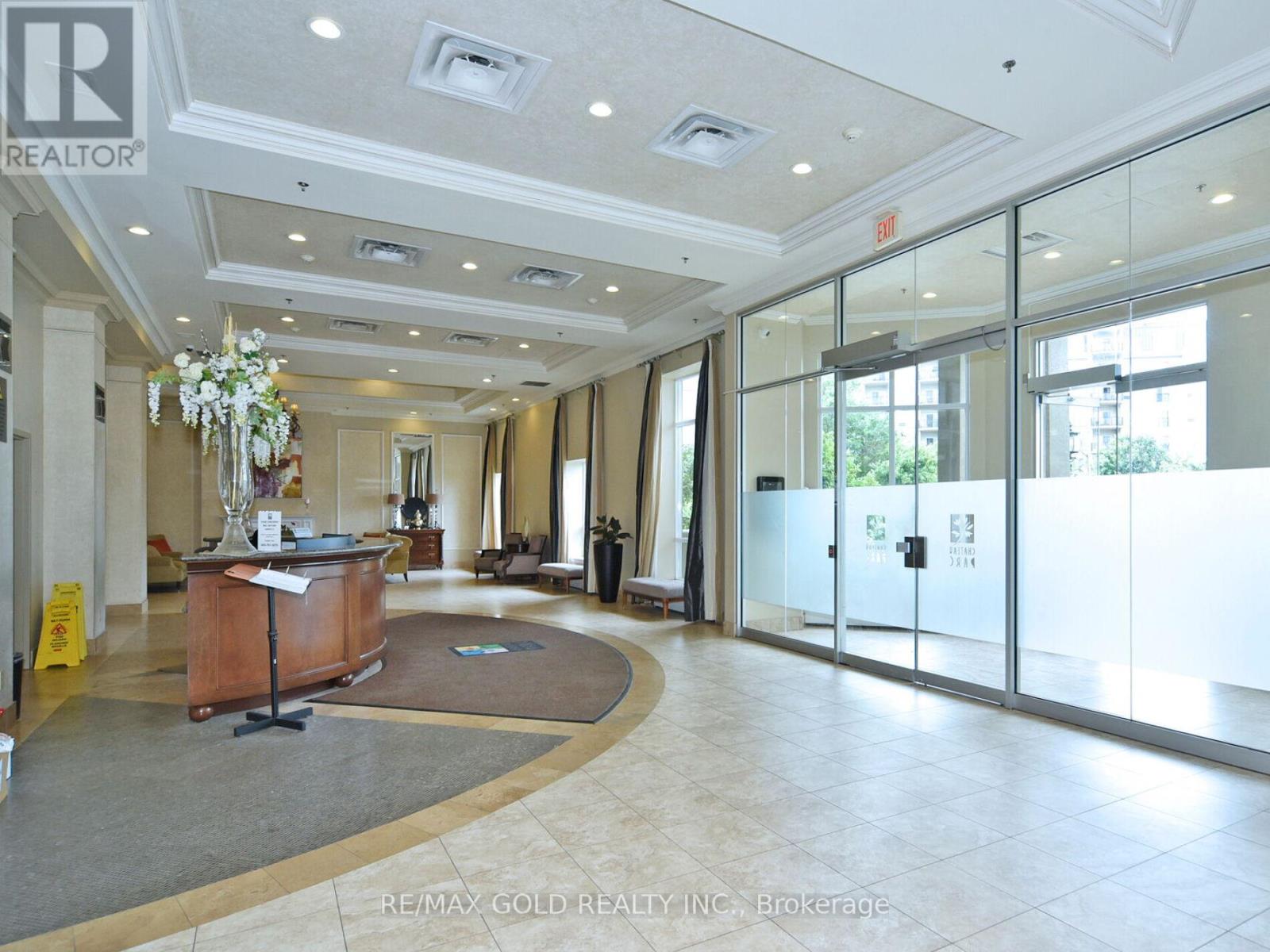 404 - 2 Maison Parc Court, Vaughan, Ontario  L4J 9K4 - Photo 8 - N12445809