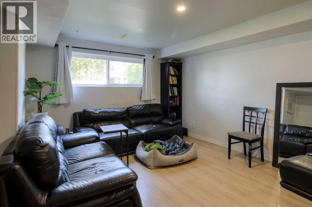 7 Cayuga Place W, Lethbridge, Alberta  T1K 5J1 - Photo 6 - A2244934