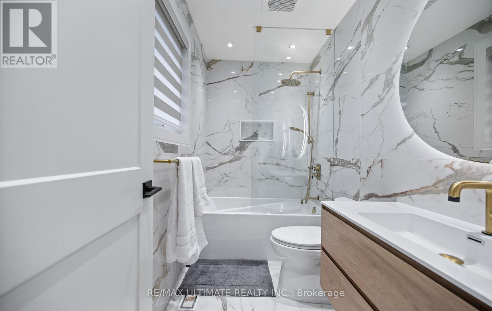 2495 Waterford Street, Oakville (Wo West), Ontario  L6L 5E5 - Photo 25 - W12445797