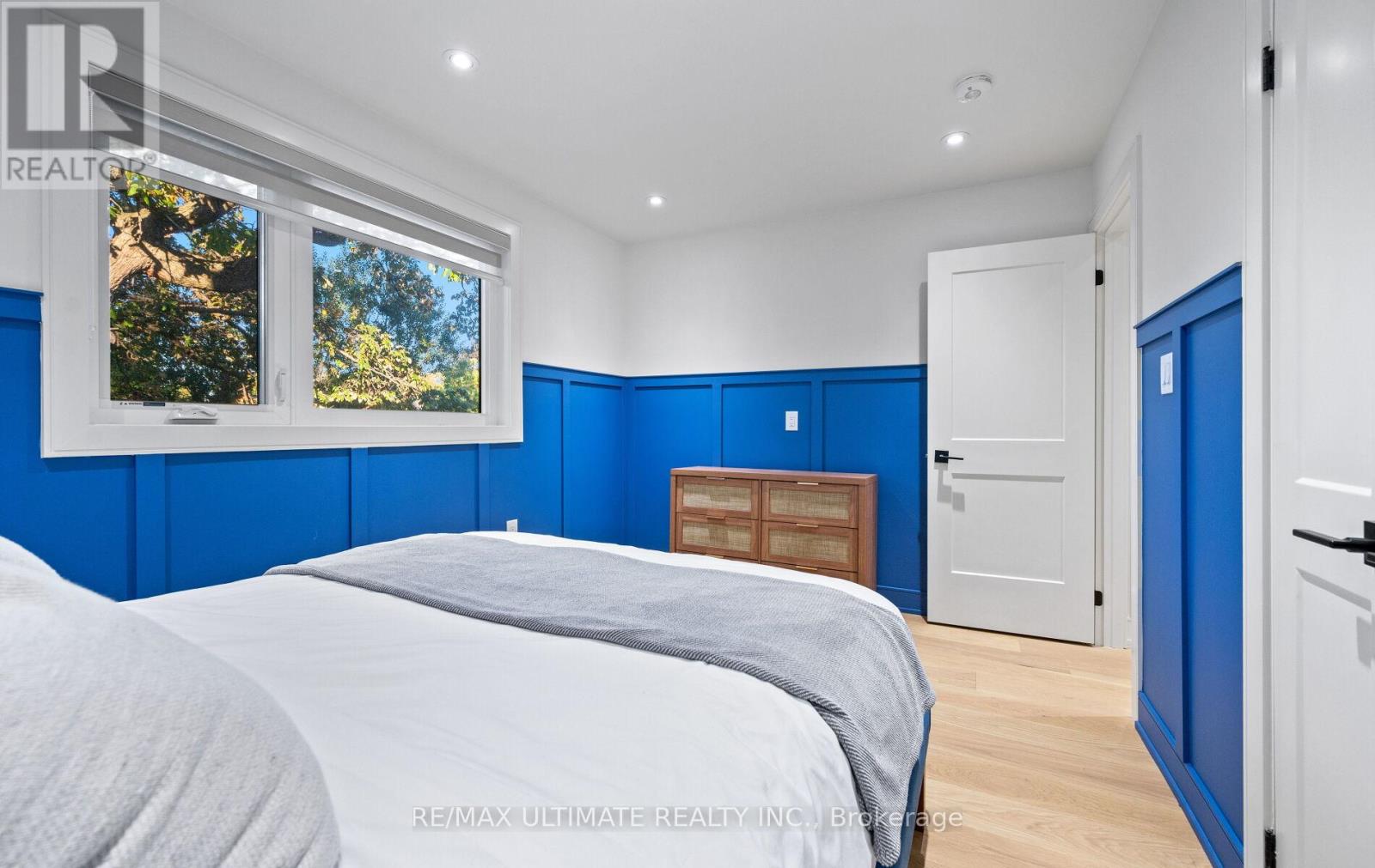 2495 Waterford Street, Oakville (Wo West), Ontario  L6L 5E5 - Photo 28 - W12445797