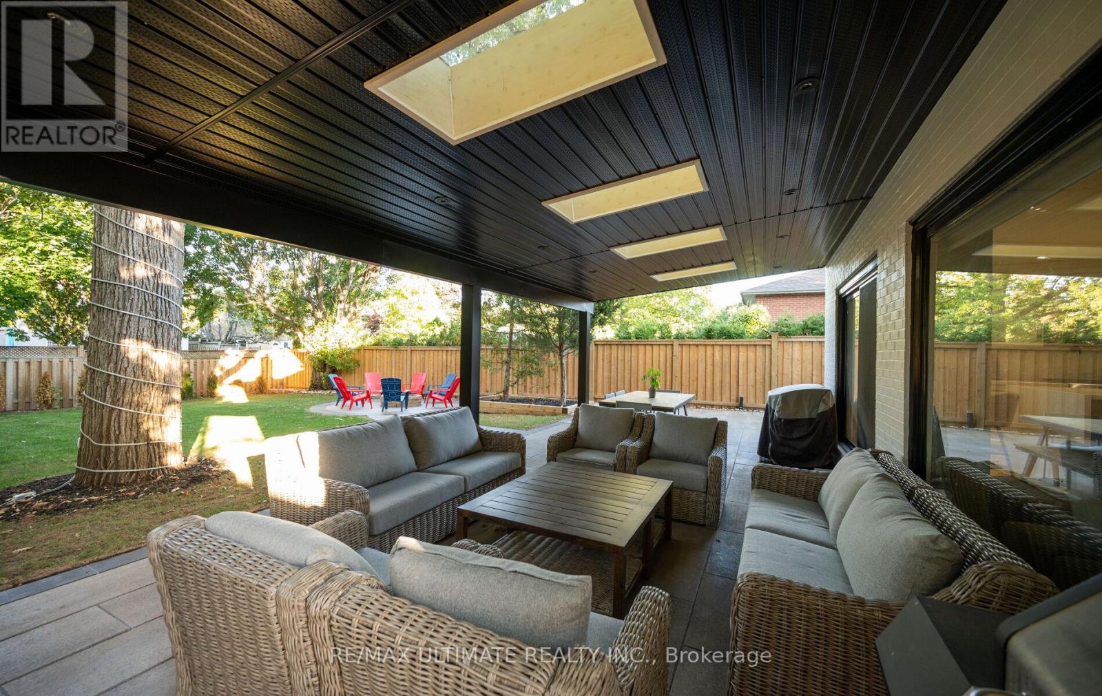 2495 Waterford Street, Oakville (Wo West), Ontario  L6L 5E5 - Photo 37 - W12445797
